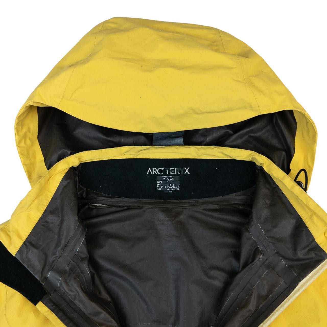 Arc'teryx Vintage Arcteryx Zip Up Gore-Tex Jacket Womens Size S Size S / US 4 / IT 40 - 4 Thumbnail