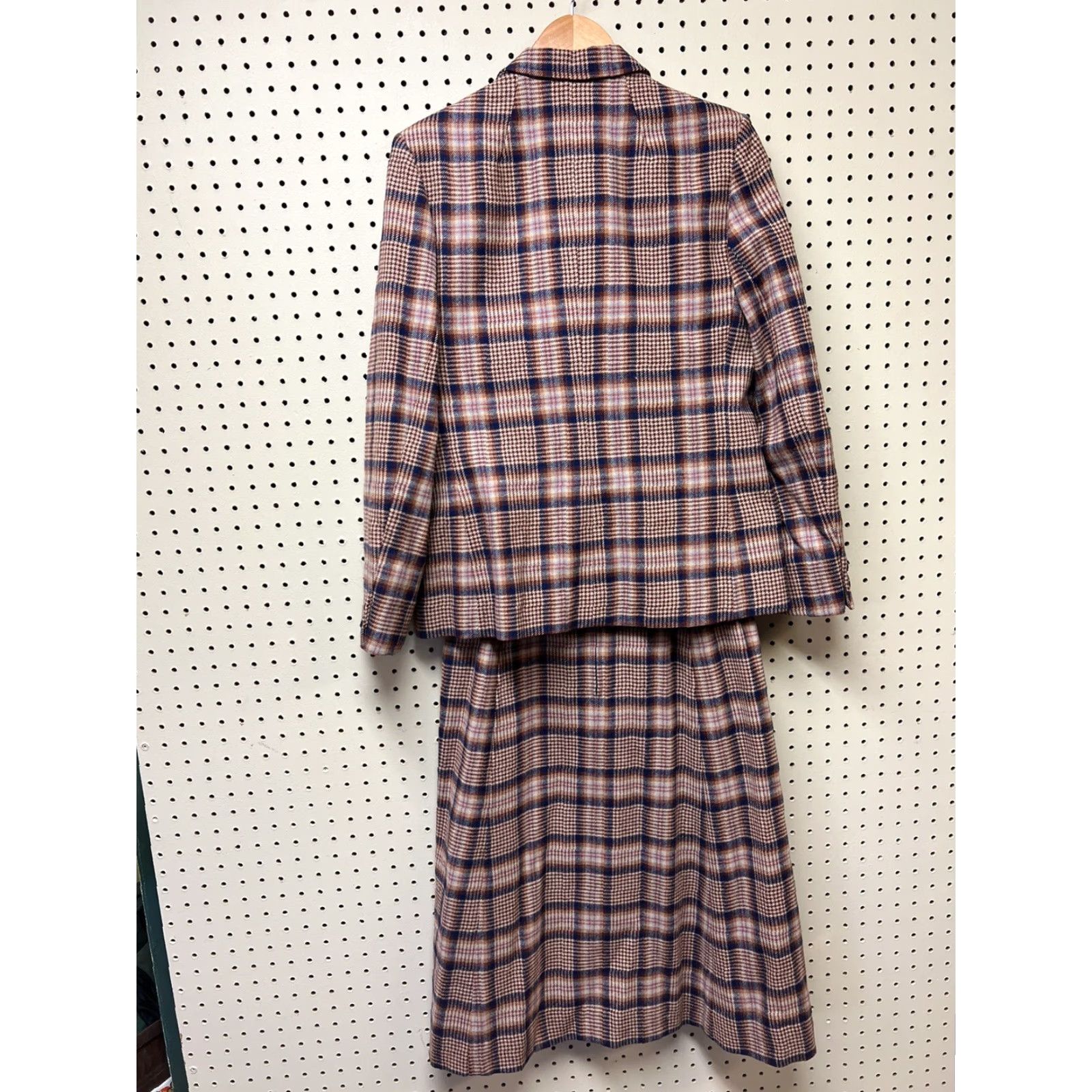 Pendleton VINTAGE Pendleton Wool Plaid Skirt Jacket Suit Sz 11/12 Women 70s Mint Knit 2 Piece Size 32" / US 10 / IT 46 - 2 Thumbnail