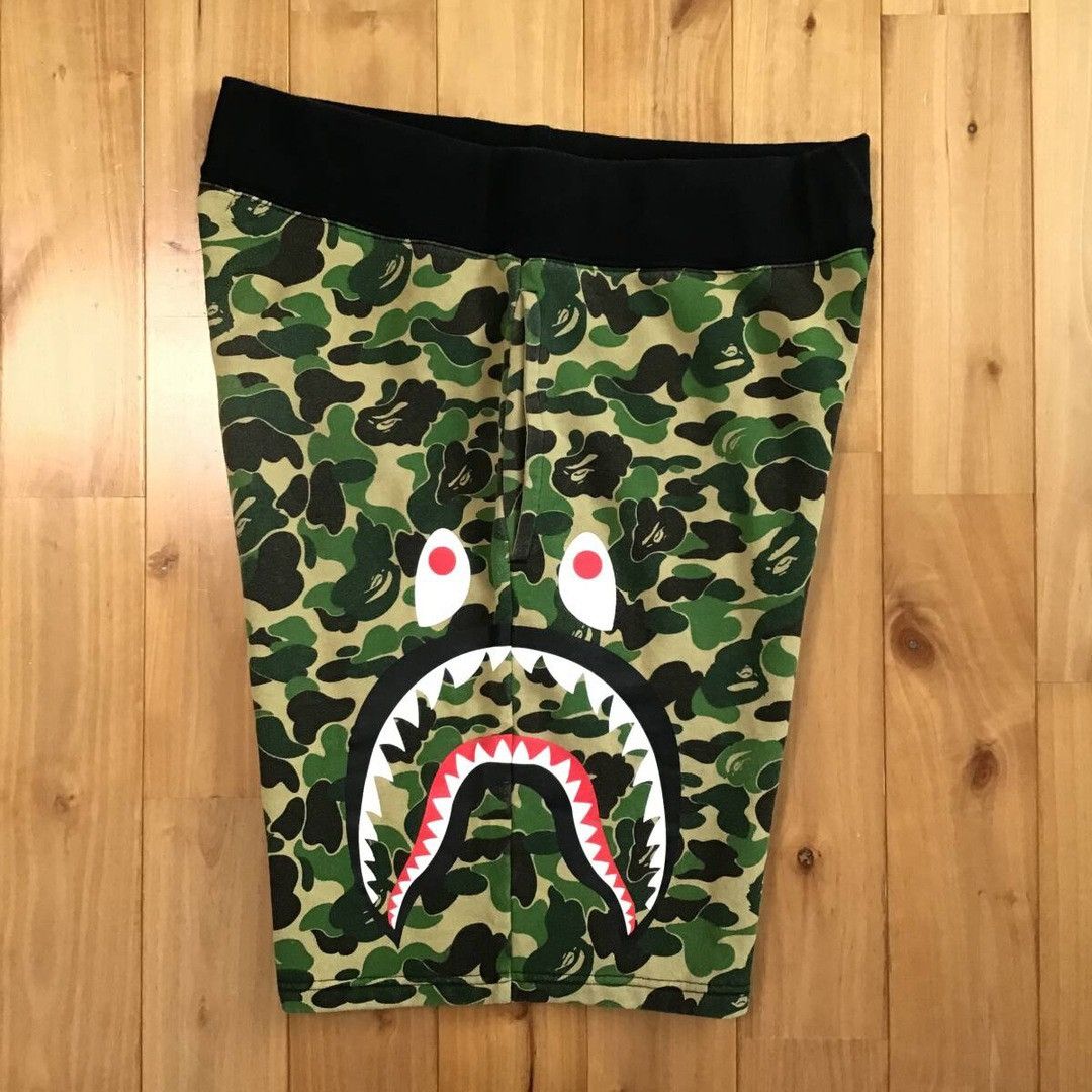 Bape BAPE Side Shark sweat shorts ABC camo green APE ★size L Size US 34 / EU 50 - 2 Thumbnail
