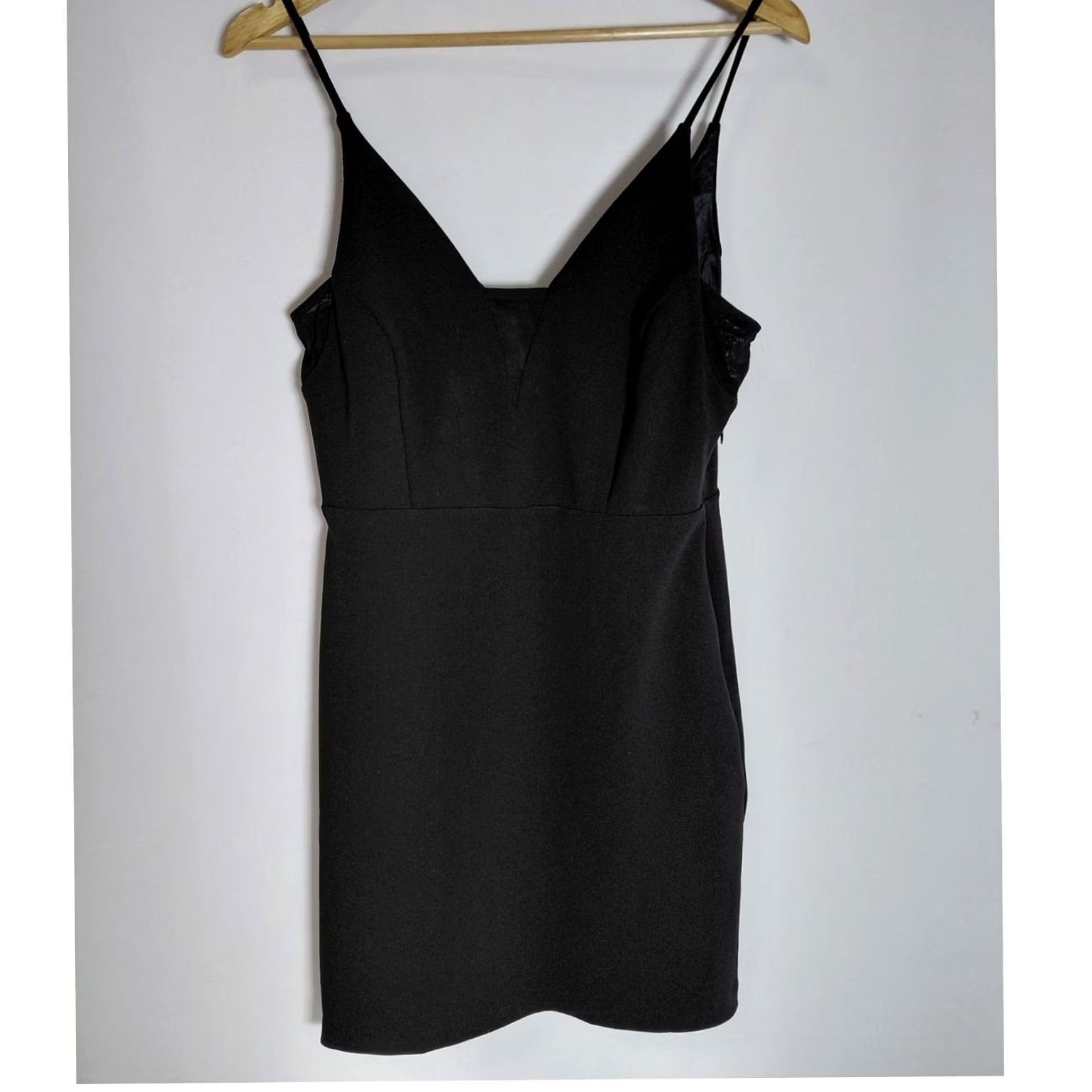 Express EXPRESS Black Spaghetti Strap Dress Solid Knit Short Sleeveless Size S/P Women Size 28" / US 6 / IT 42 - 2 Thumbnail