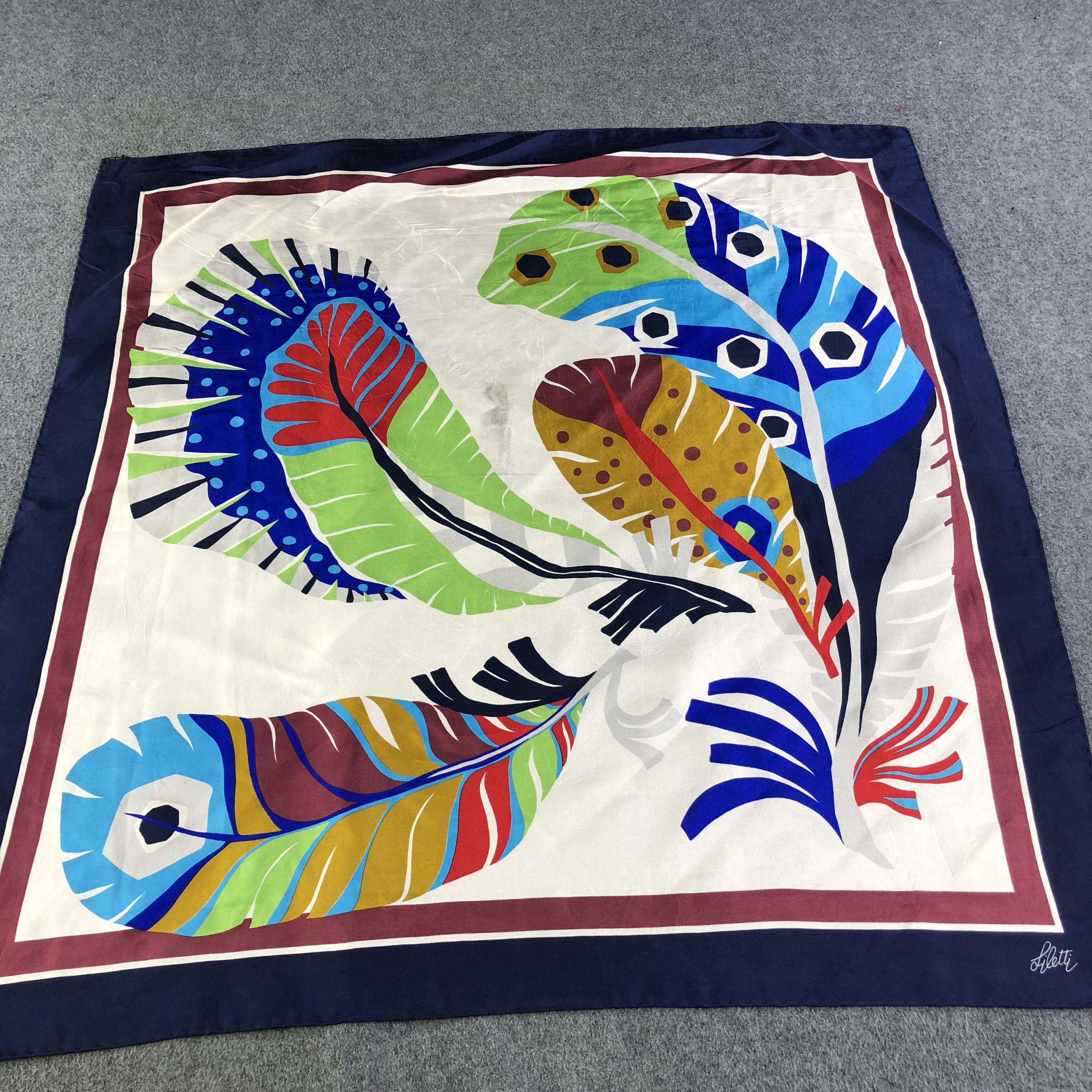 Japanese Brand Liletti Luxury Design Hand Rolled Silk Scarf M510 Size ONE SIZE - 1 Thumbnail
