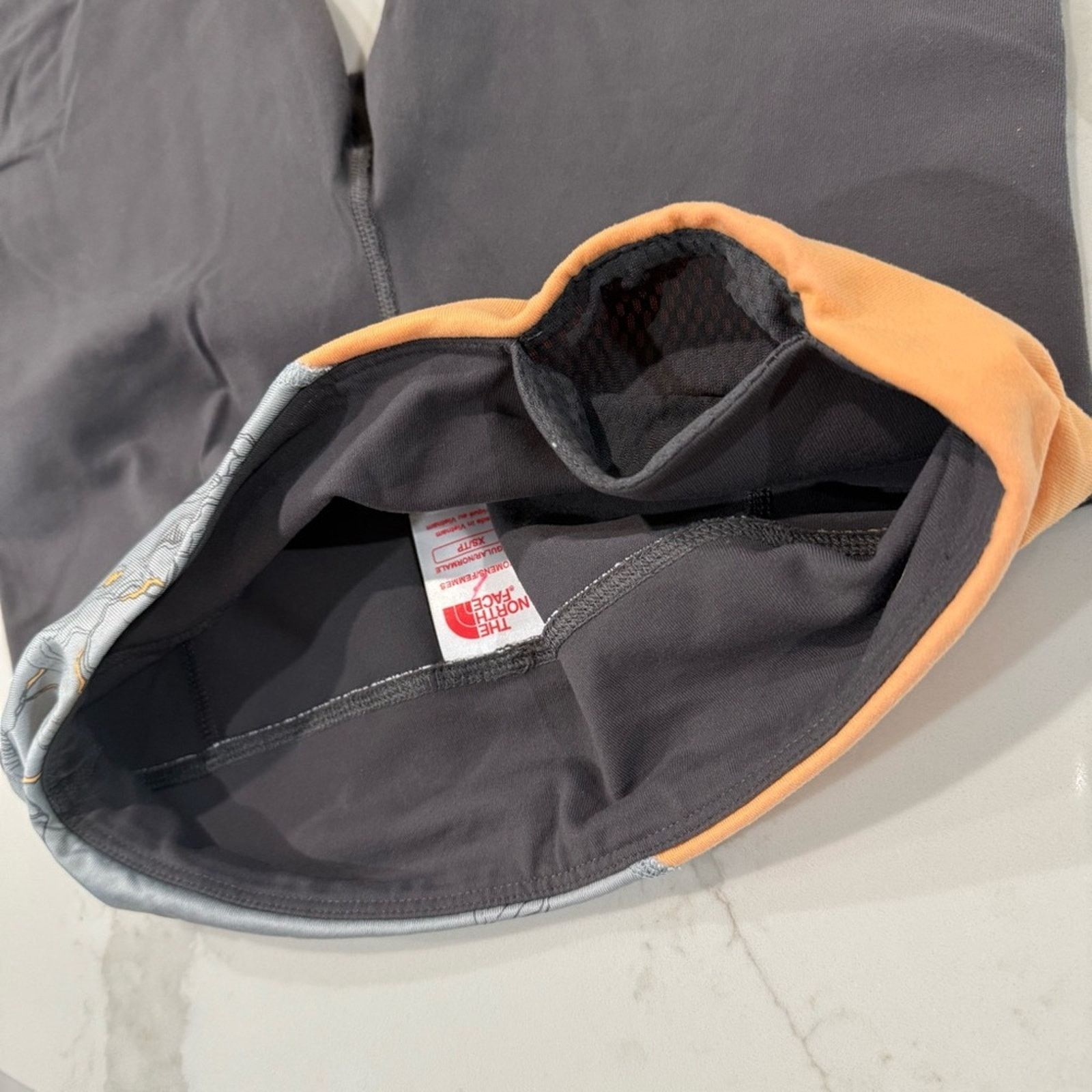 The North Face The North Face Vapor Wick Crop Bootcut Yoga Pants Womens XS Size 26" / US 2 / IT 38 - 9 Thumbnail