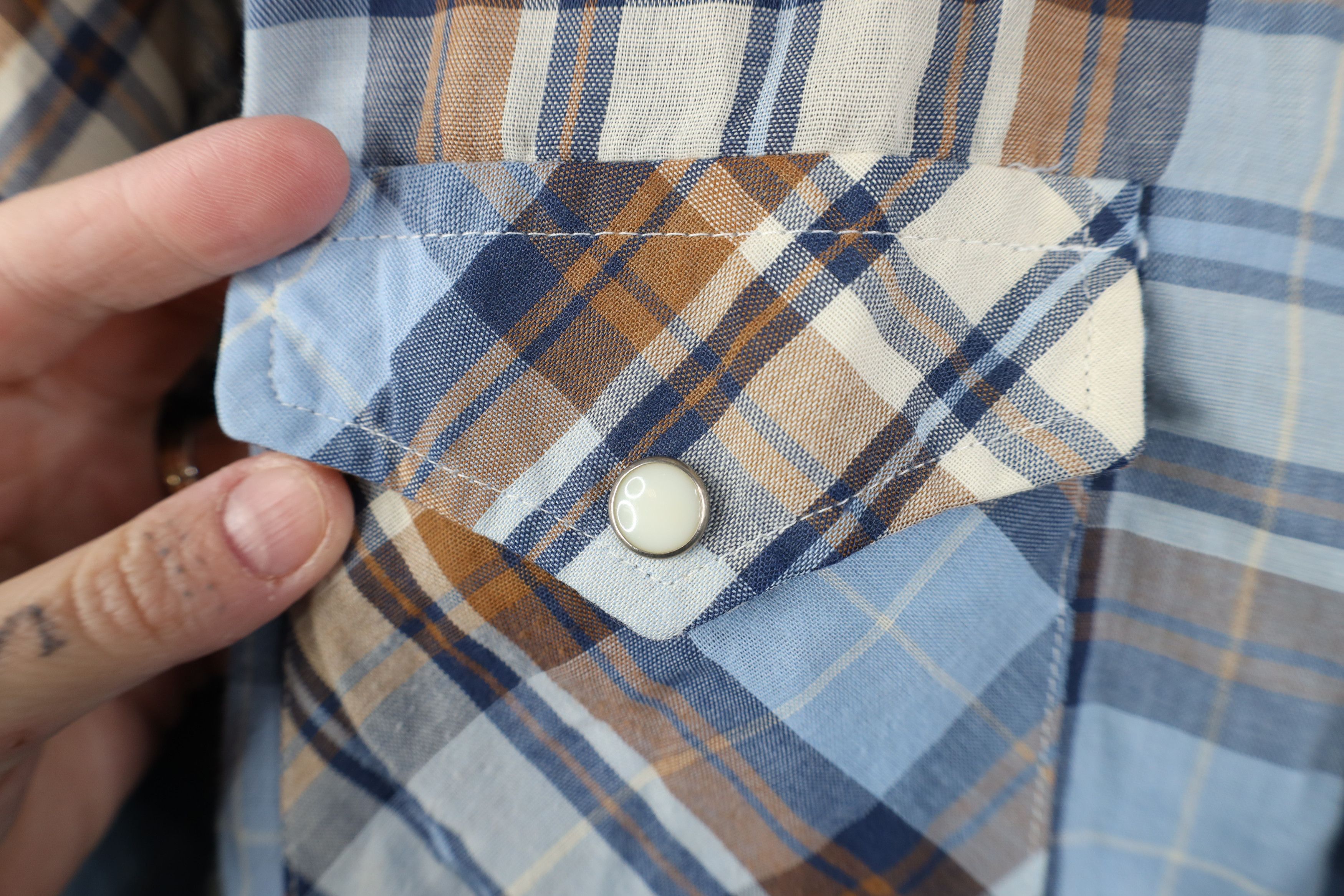 Wrangler Vintage 70s Wrangler Western Cowboy Pearl Snap Button Shirt Size US XXL / EU 58 / 5 - 5 Thumbnail