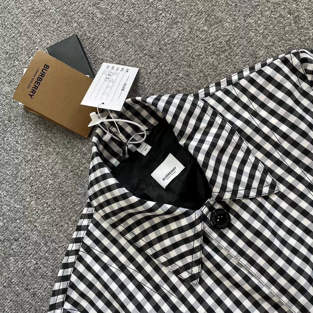 Burberry Burberry Check Coat Detachable Hem Size 48 Size US M / EU 48-50 / 2 - 5 Thumbnail