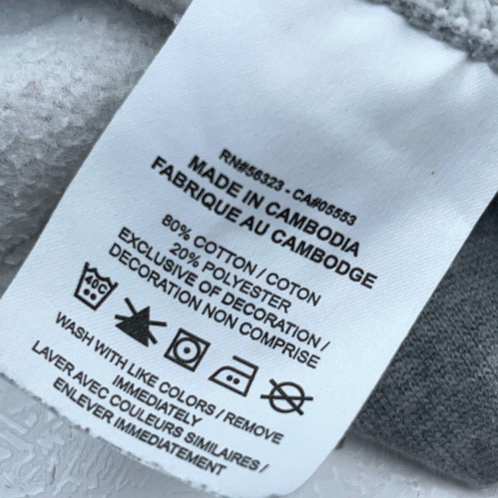 Nike Nike Sweatshirt Men Small Gray Crew Neck Sweater Mini Swoosh Plain Basic Retro Knit Fleece Logo Long Sleeve pullover All Seasons Regular Size US S / EU 44-46 / 1 - 5 Thumbnail