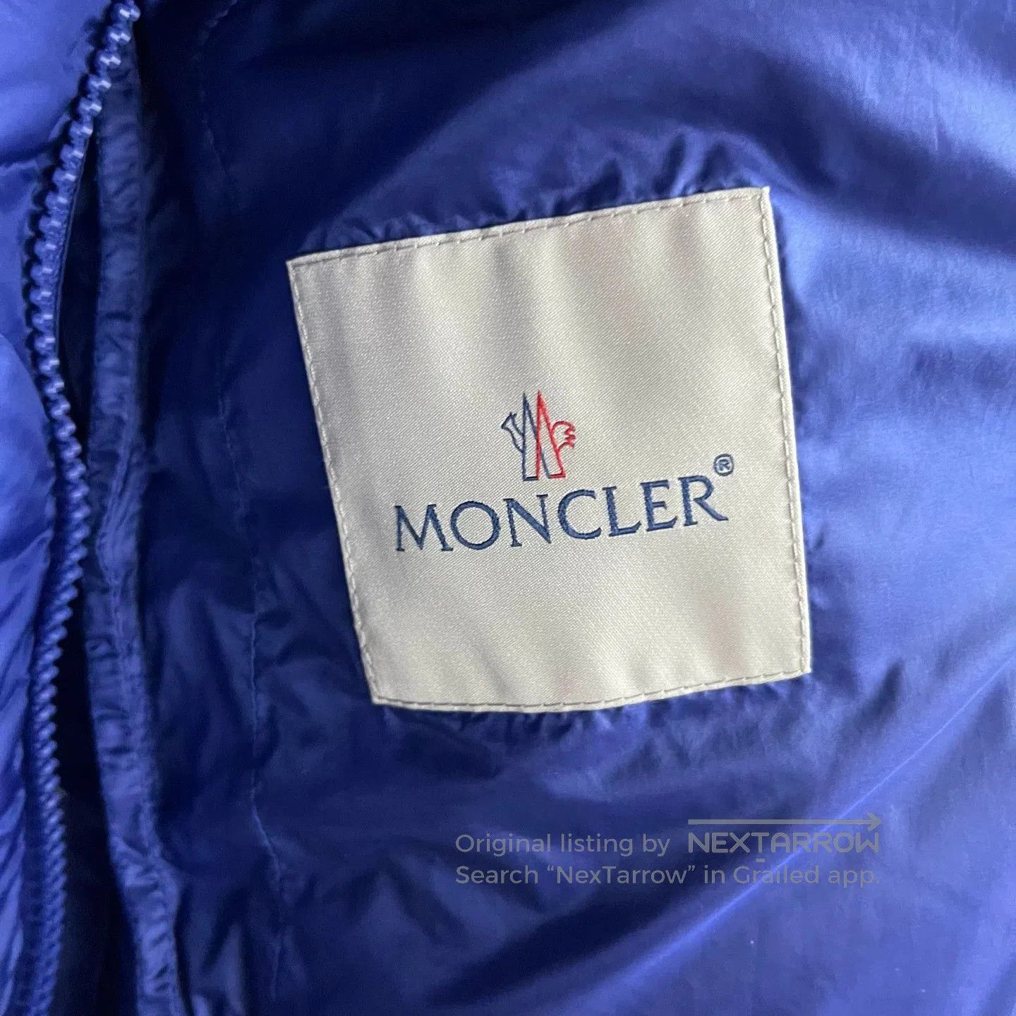 Moncler Moncler Blue Solid Letter Hoodless Down Jacket. Size US S / EU 44-46 / 1 - 3 Thumbnail