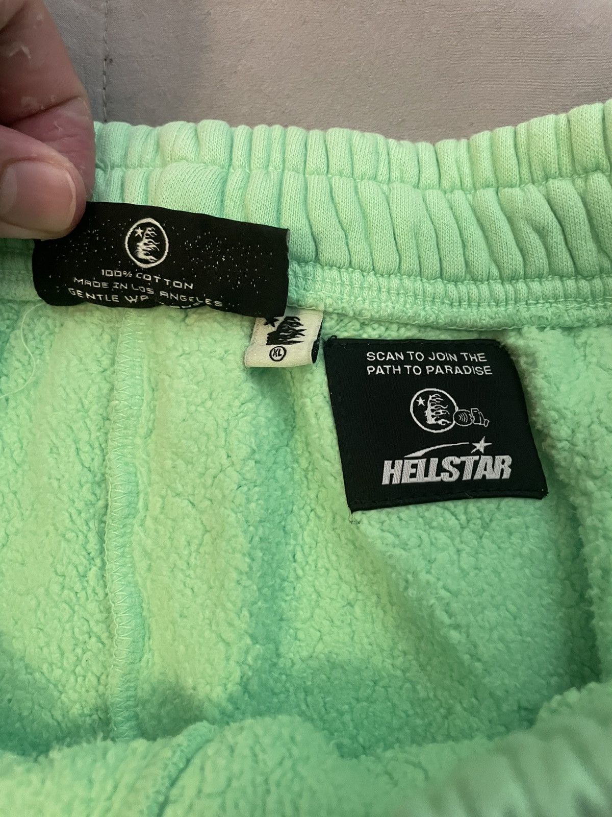 HELLSTAR HELLSTAR Warm up shorts neon green XL Size US 34 / EU 50 - 4 Thumbnail