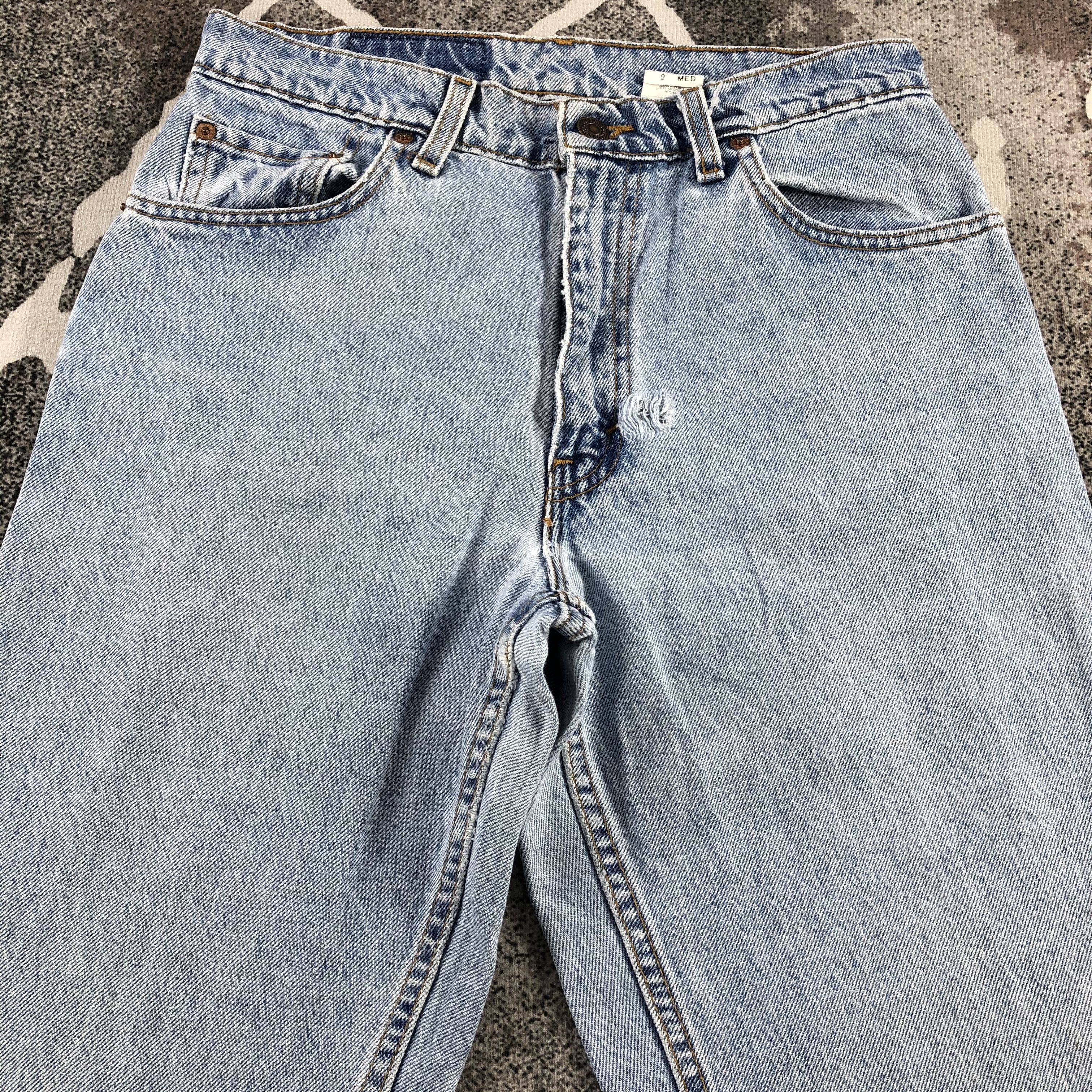 Levi's Vintage 90s Levis 505 Jeans Medium Wash Denim KJ940 Size US 29 - 3 Thumbnail