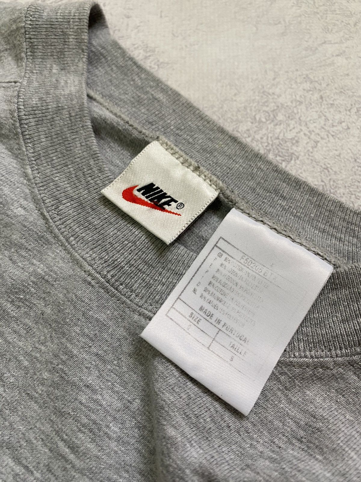 Nike Vintage 90s Nike Center Swoosh Big Logo Long Sleeve Shirt Size US S / EU 44-46 / 1 - 6 Thumbnail