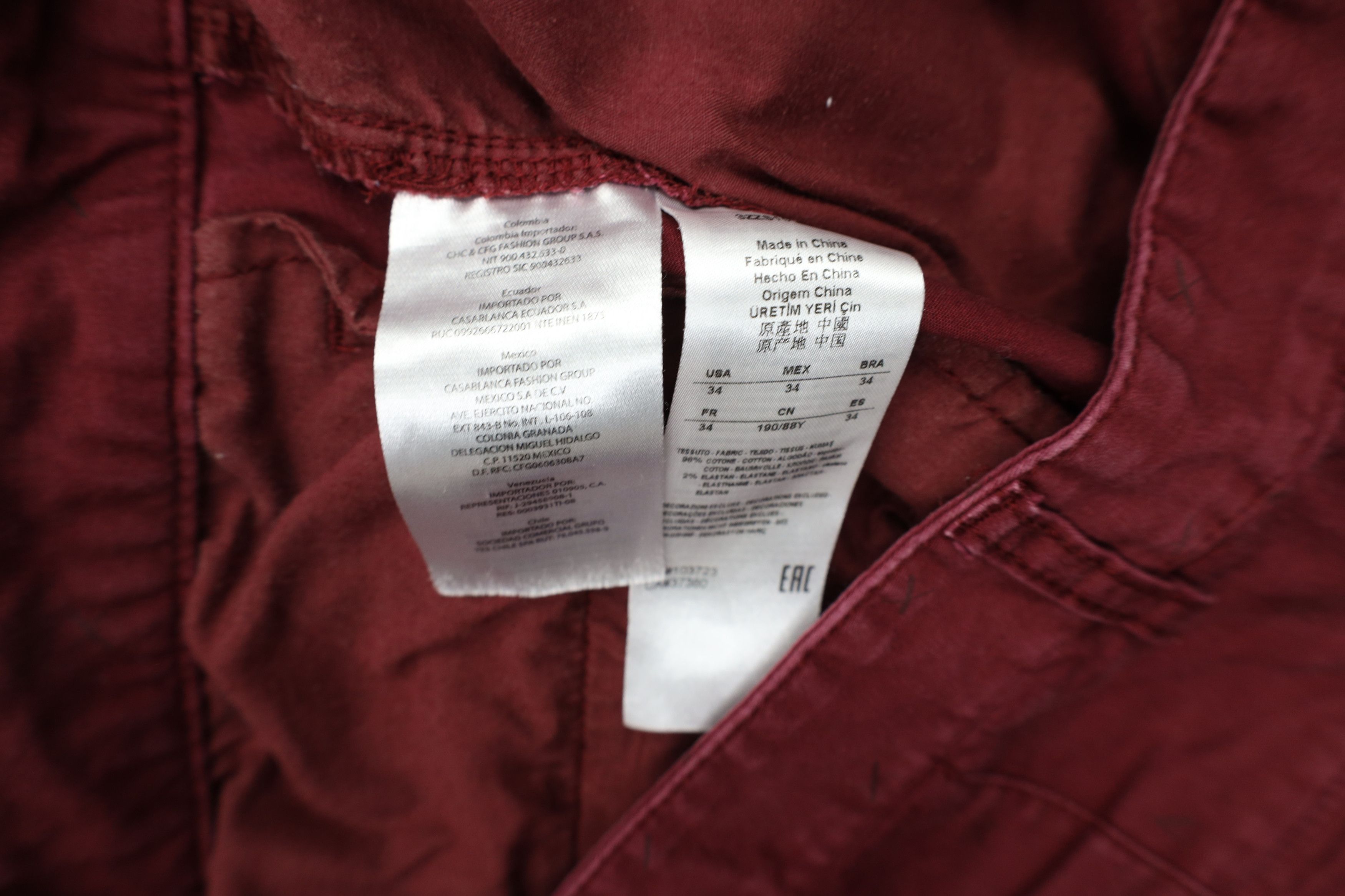Armani Exchange × Vintage Armani Exchange Spell Out All Over Print Chino Shorts Red Size US 34 / EU 50 - 10 Thumbnail