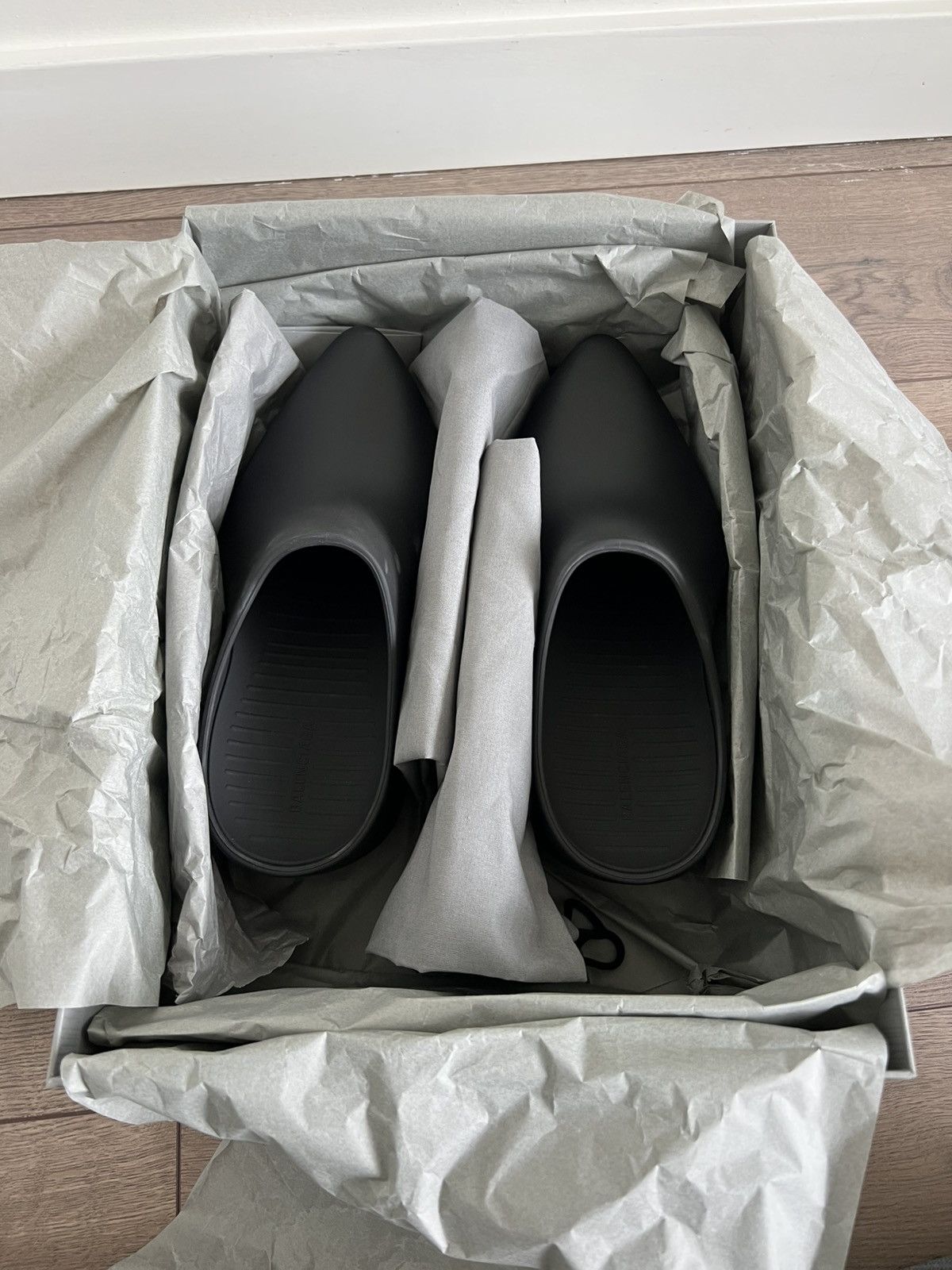 Balenciaga Balenciaga Rubber Technoclog Matte Black 40 Size US 7 / EU 40 - 13 Thumbnail