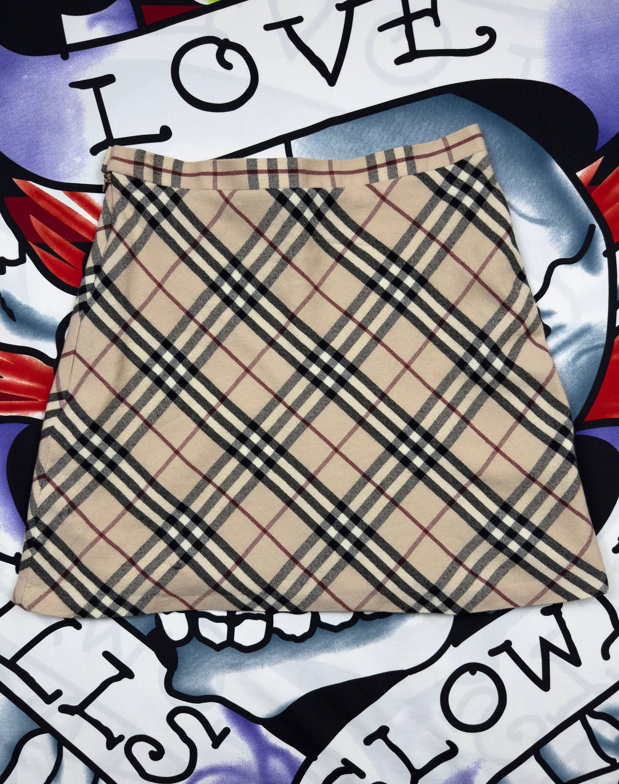 Burberry Burberry Nova Check Luxury mini Skirt Size M Size M / US 6-8 / IT 42-44 - 1 Thumbnail