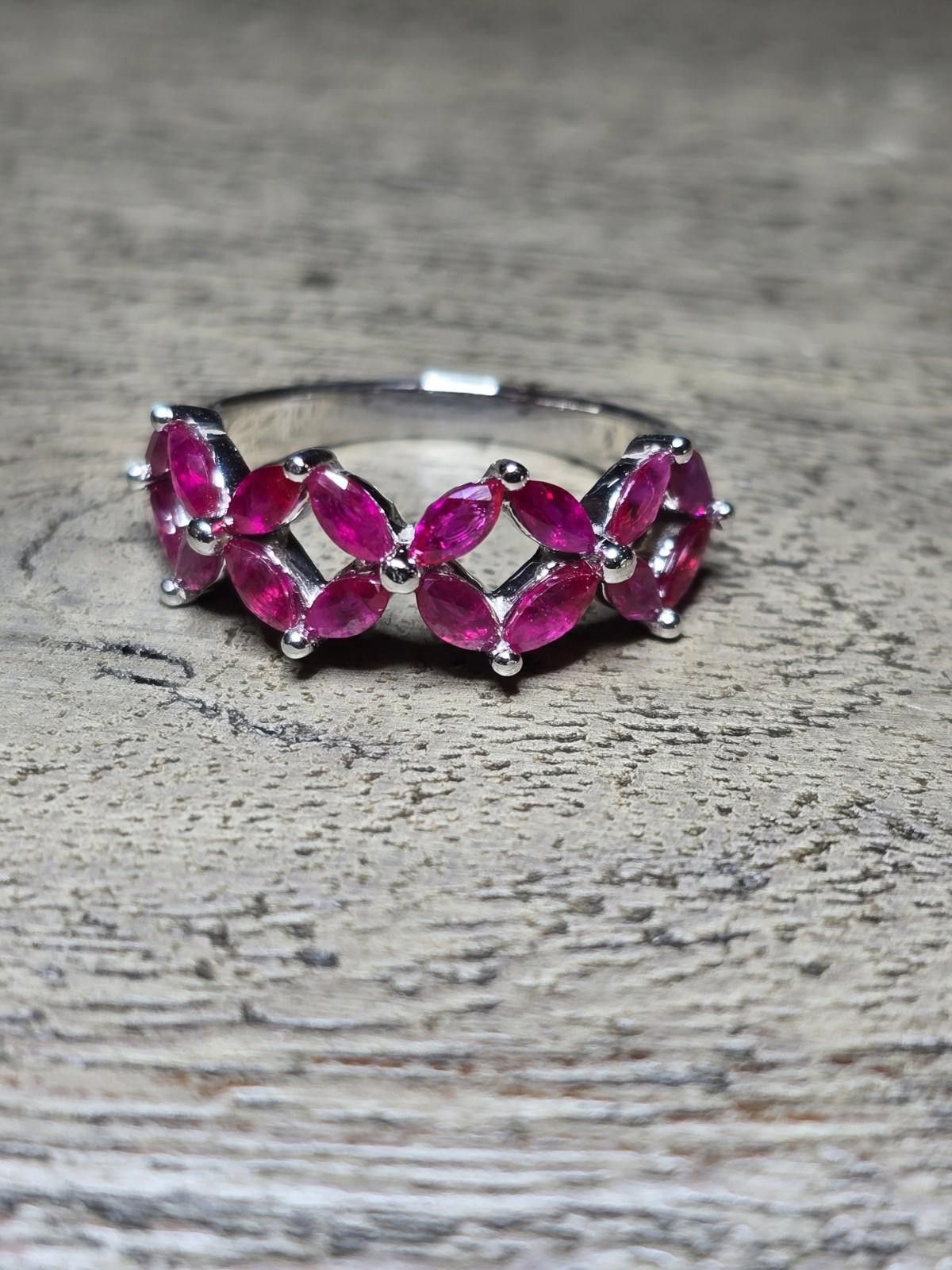 The Unbranded Brand Vintage 14k White Gold Marquise Ruby Ring – Size 6.5 – 3.6g Size ONE SIZE - 1 Thumbnail