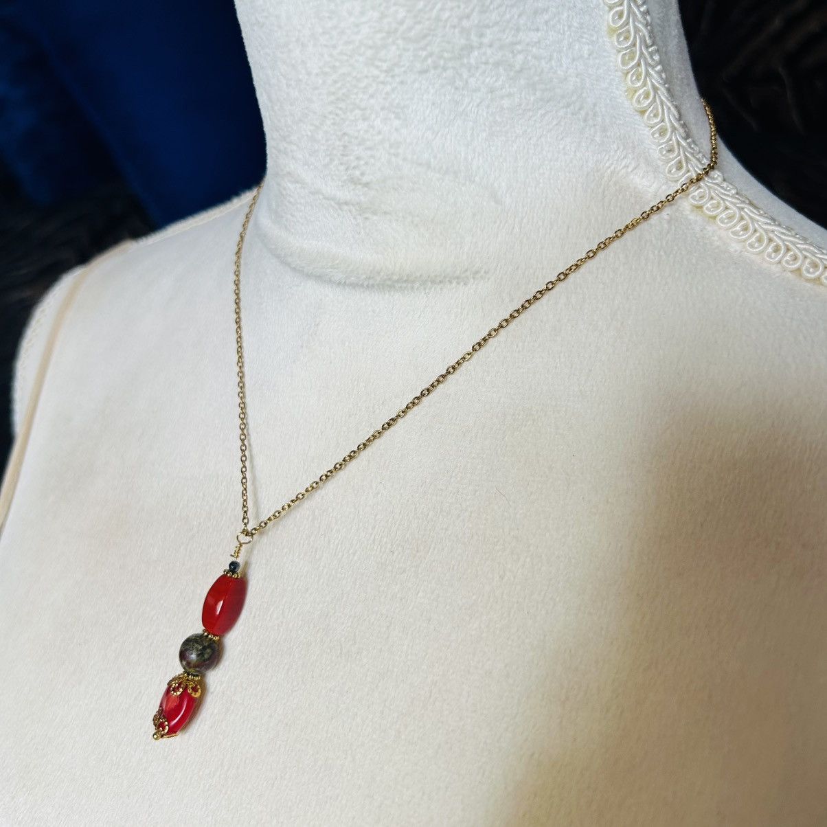 Handmade Handcrafted vintage bead red coral dragon blood necklace Size ONE SIZE - 4 Thumbnail