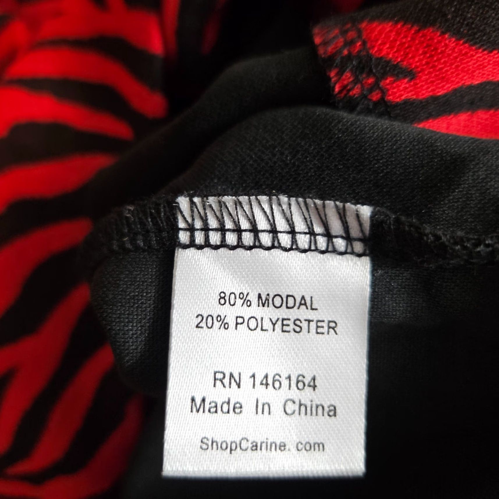 Vintage Carine Blouse Shirt Womens XL Black Red Animal Print 3/4 Sleeve Cowl Neck Size XL / US 12-14 / IT 48-50 - 4 Thumbnail
