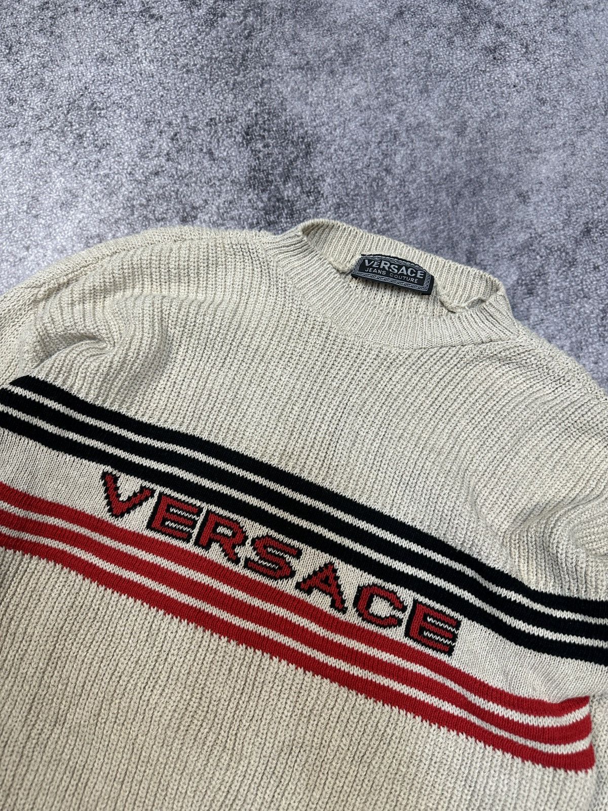 Versace Vintage Versace Knitwear Big Logo Streetwear Style Rare L Size US L / EU 52-54 / 3 - 2 Thumbnail
