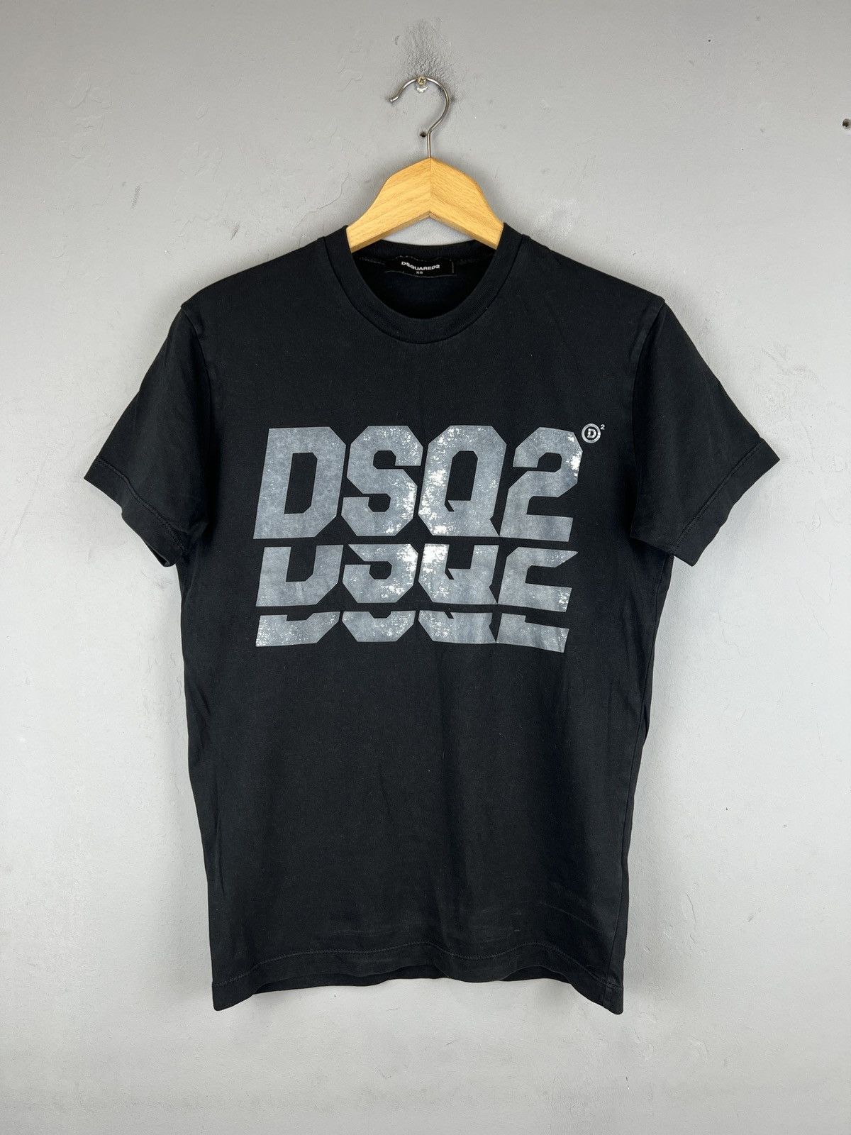 Dsquared2 Dsquared2 DSQ2 Shirt XS T shirt Size US XS / EU 42 / 0 - 1 Thumbnail