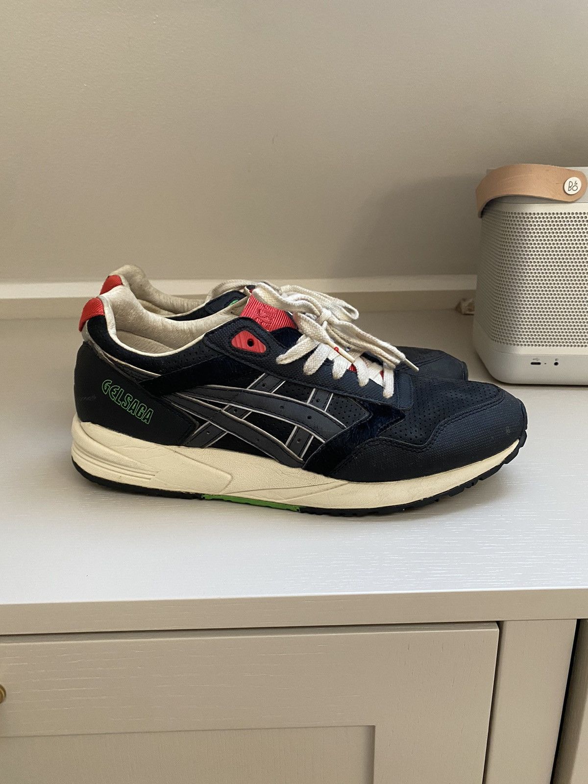 Asics gel 2024 saga 43 5