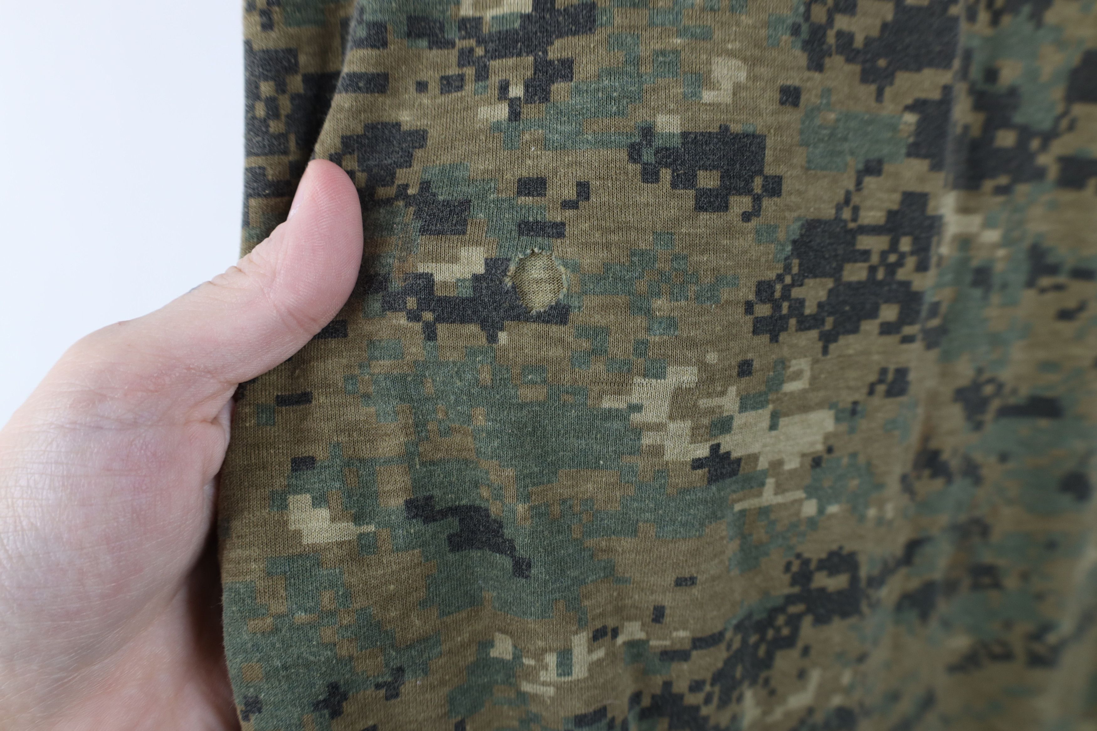 Vintage Vintage 90s Streetwear Digi Camouflage Short Sleeve T-Shirt Size US XXL / EU 58 / 5 - 5 Thumbnail