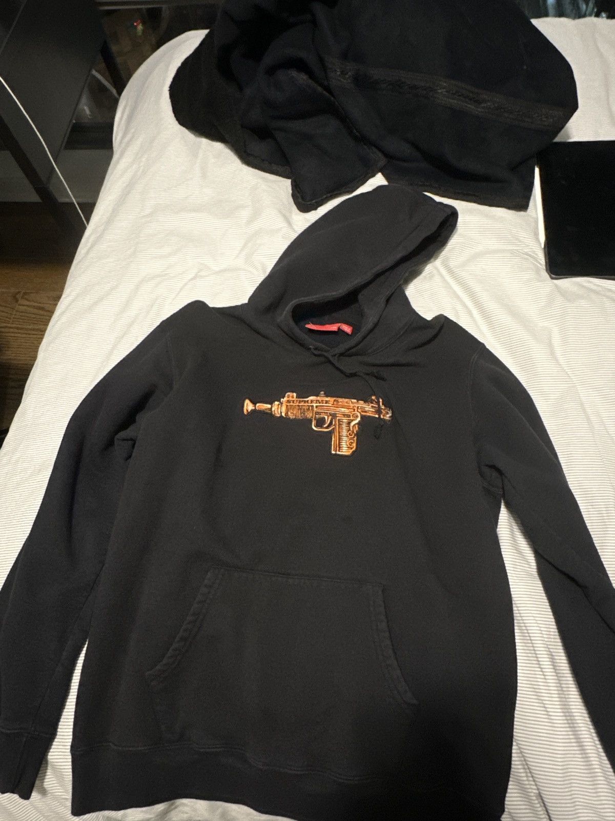 Supreme Supreme Uzi Hoodie Size US L / EU 52-54 / 3 - 1 Thumbnail