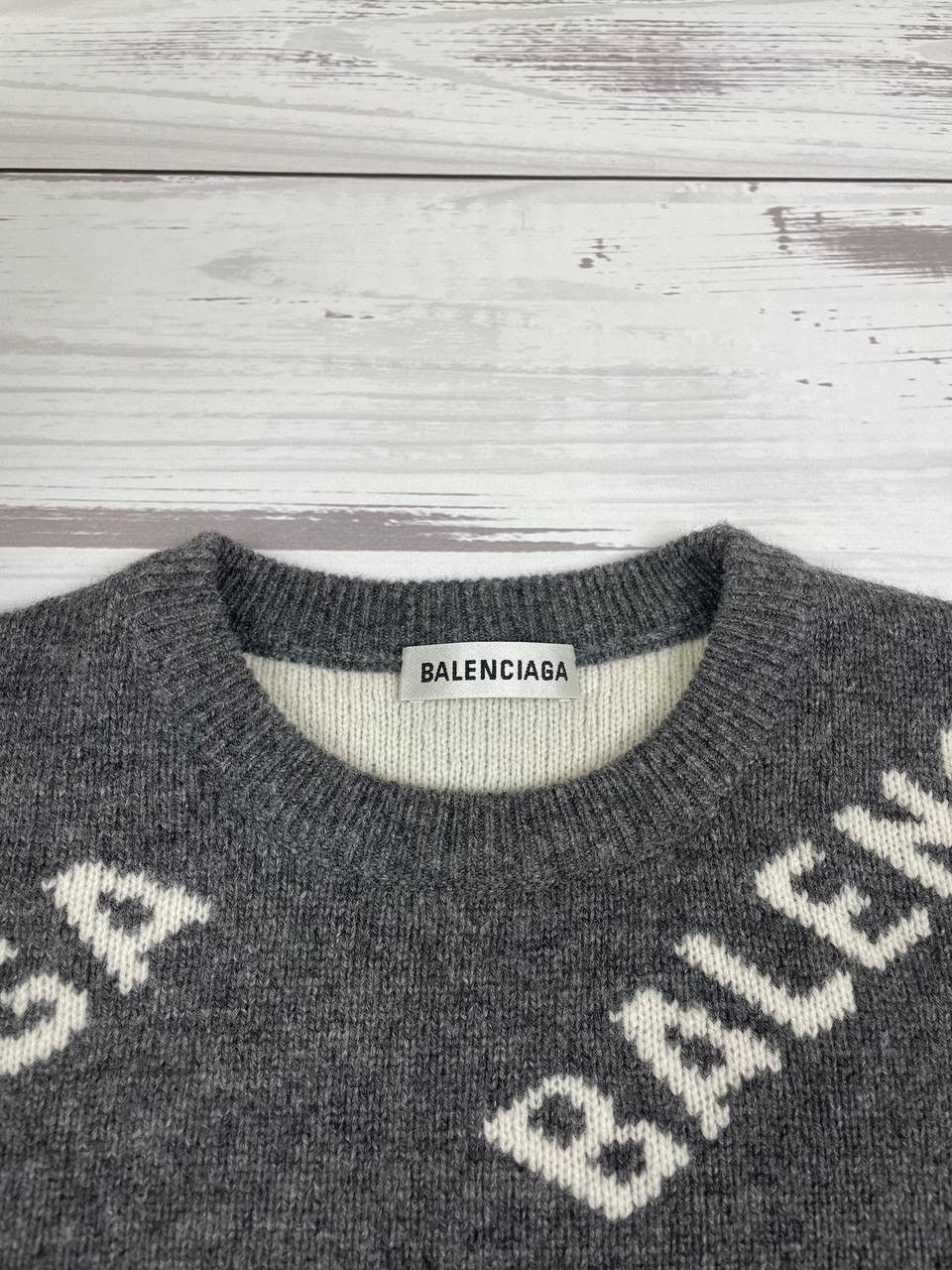 Balenciaga Balenciaga All Over Logo Wool Crewneck 'Dark Grey/White' Size US S / EU 44-46 / 1 - 4 Thumbnail