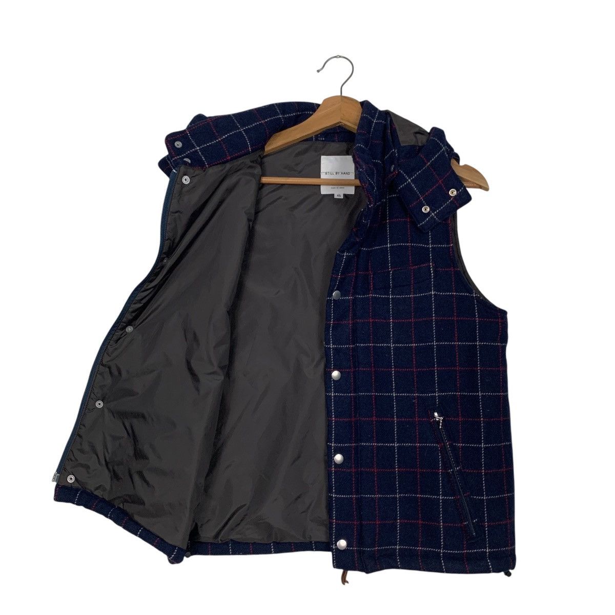 STILL BY HAND STILL BY HAND Checked Puffer Hooded Vest #2796-C126 Size US S / EU 44-46 / 1 - 7 Thumbnail