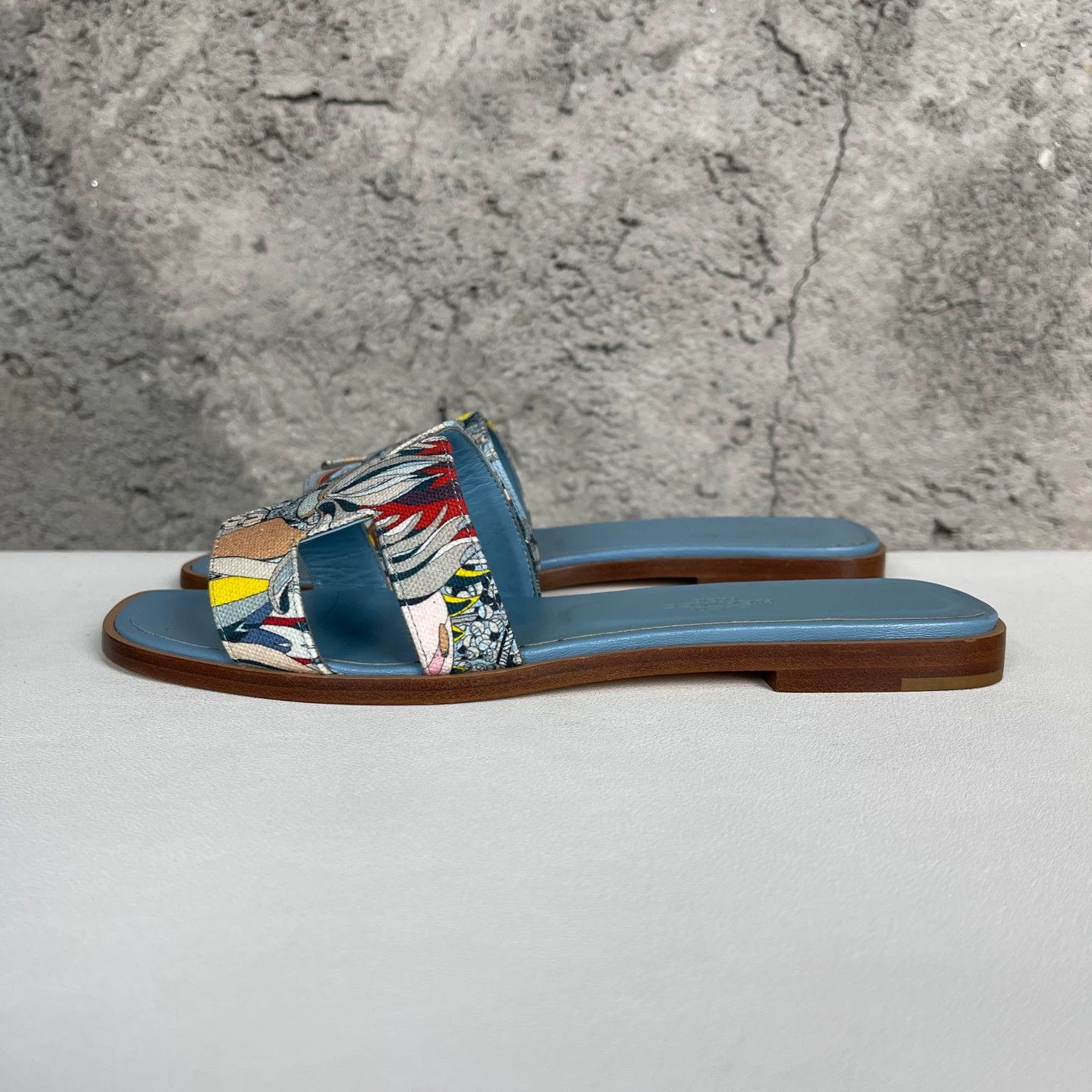 Hermes Hermes New Slippers Size 36.5 Size US 6 / IT 36 - 3 Thumbnail
