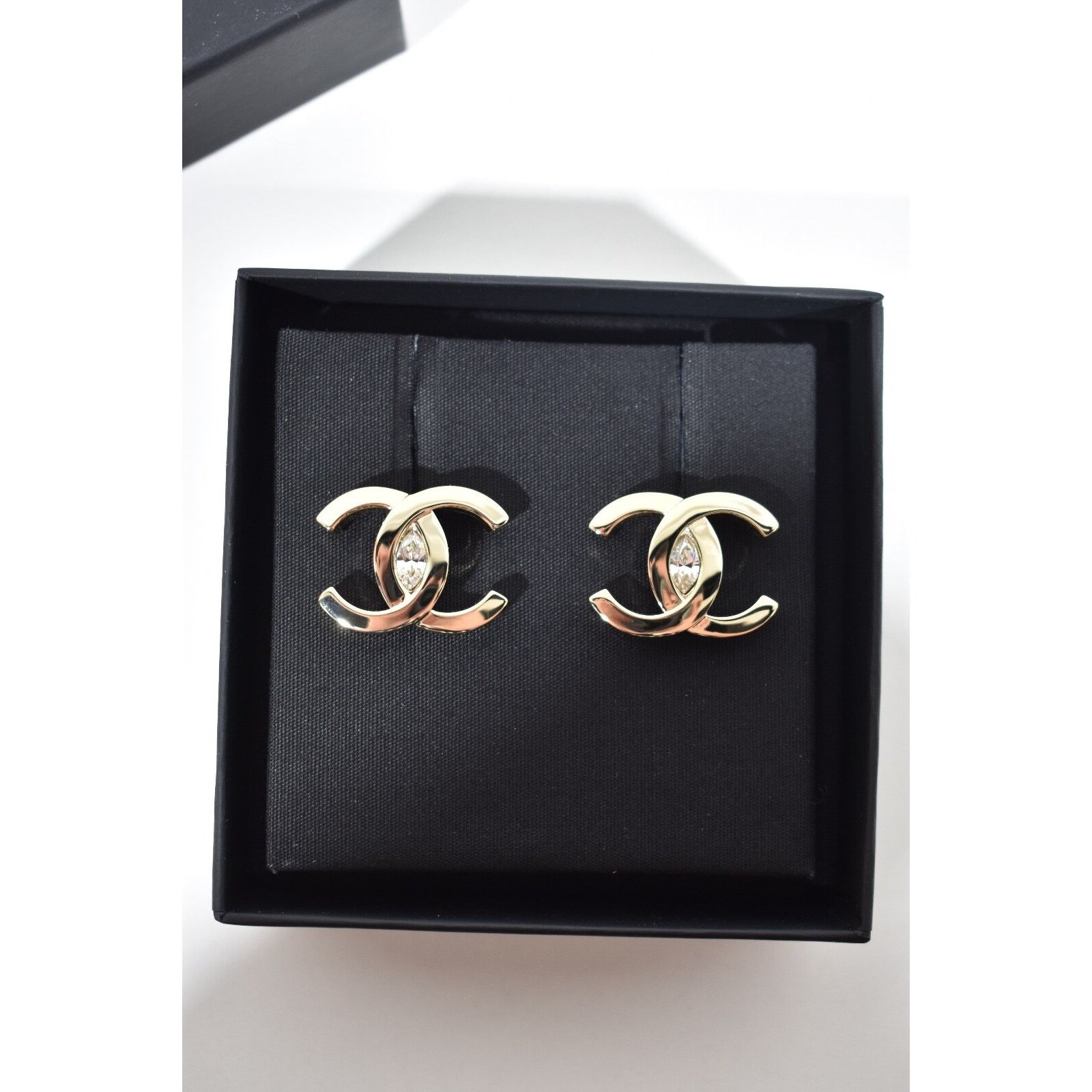 Chanel Chanel Gold Crystal Interlocking Drop Statement Stud Earring Size ONE SIZE - 6 Thumbnail