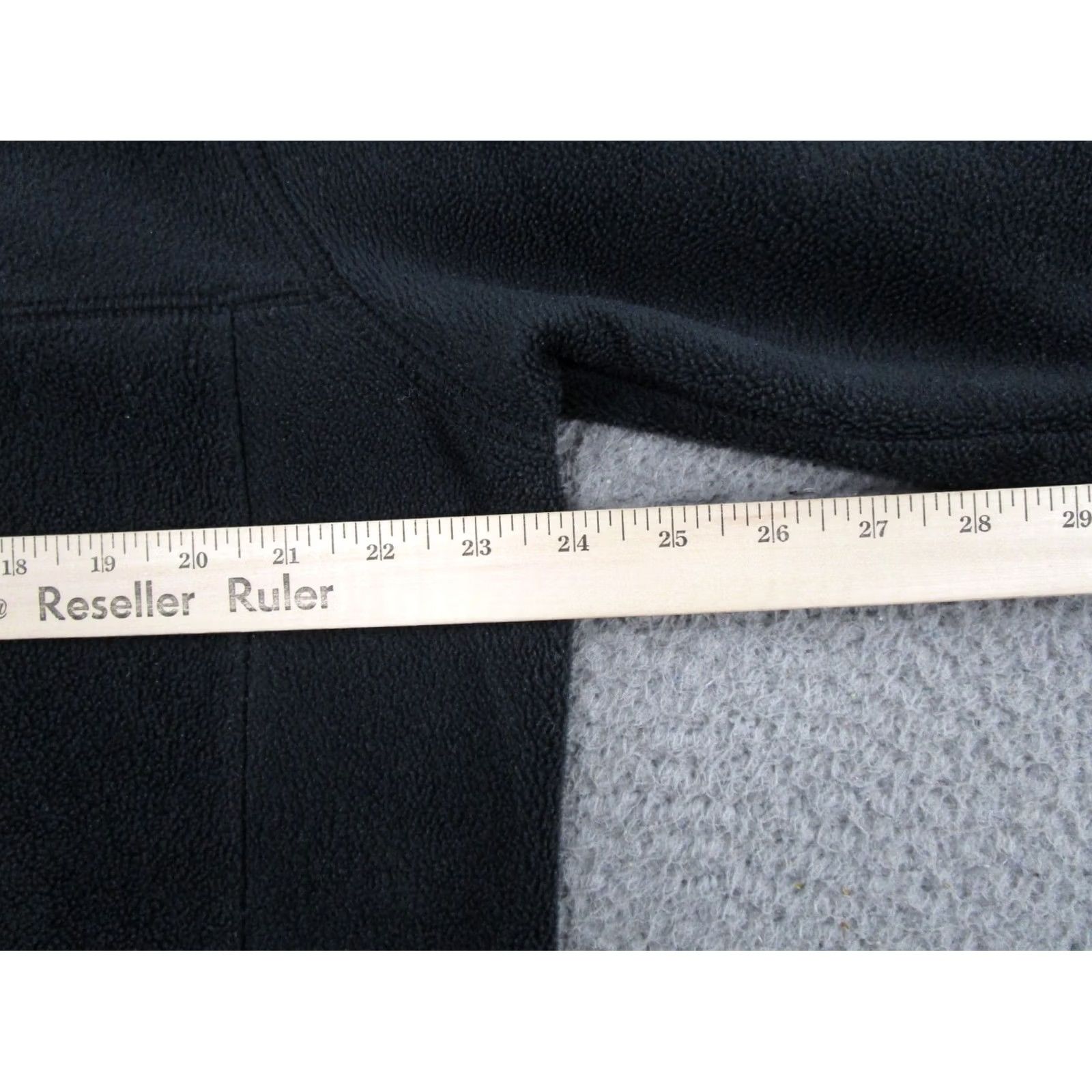Logo 7 Columbia Mens Black Full Zip Fleece Jacket Size L Logo Zipper Regular Stand-Up Collar Outdoor Hiking Walking 90s Event Vintage N/A Size US L / EU 52-54 / 3 - 7 Thumbnail
