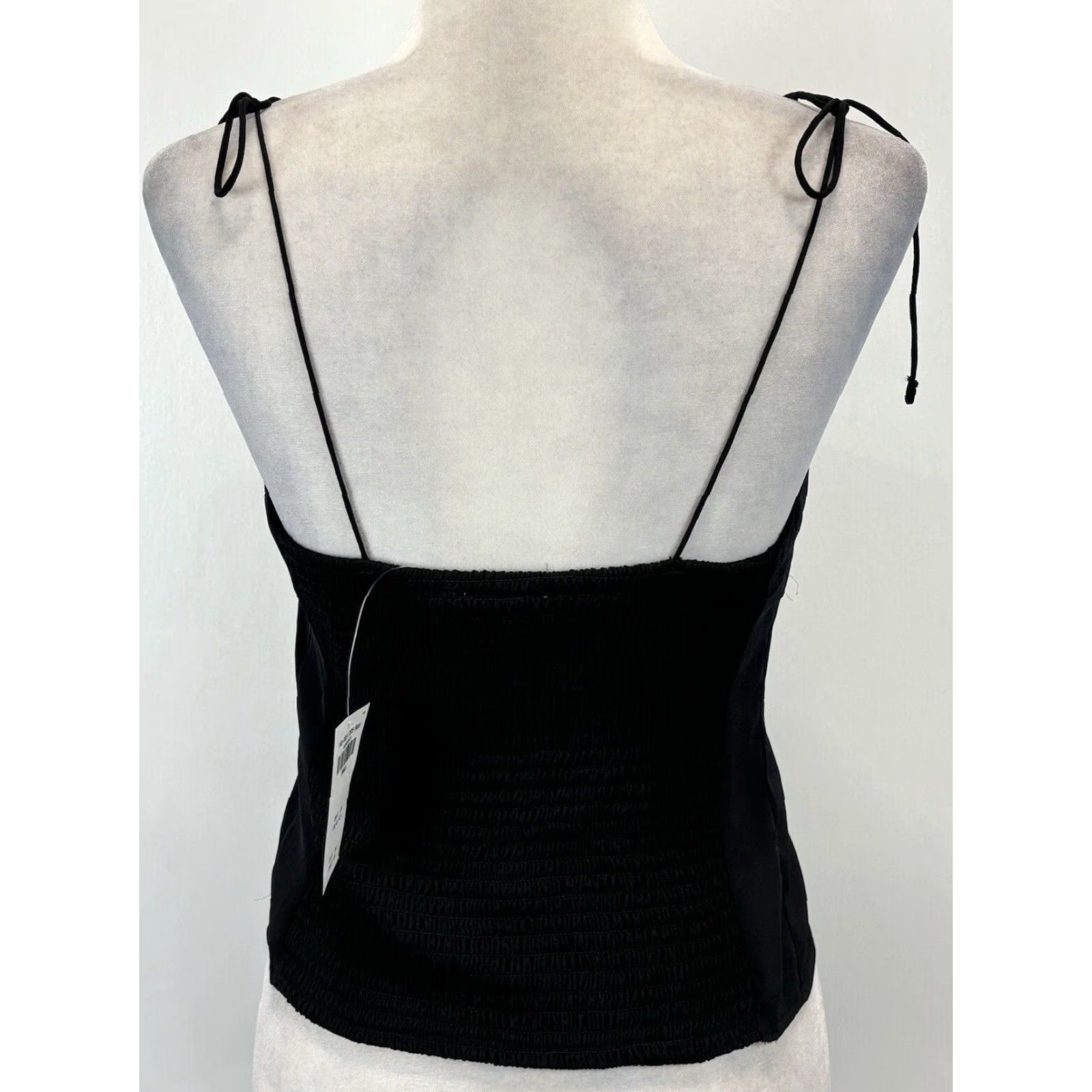 Abercrombie & Fitch NEW! Abercrombie & Fitch Crop Tank Top Sz Small Black Smocked Back Shoulder Ties Size S / US 4 / IT 40 - 3 Thumbnail