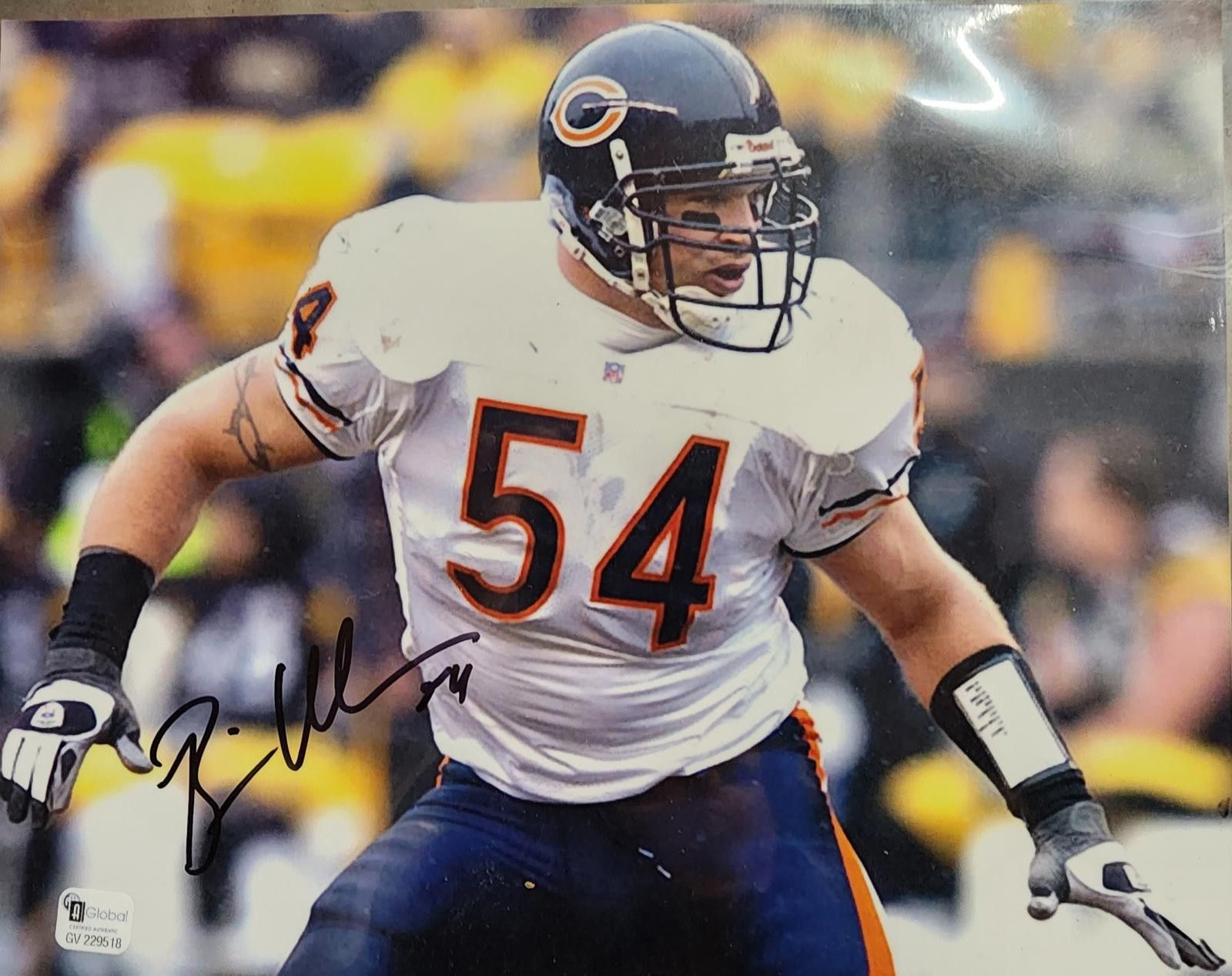Other Signed Brian Urlacher Chicago Bears 8x10 Photo with COA Size ONE SIZE - 1 Thumbnail