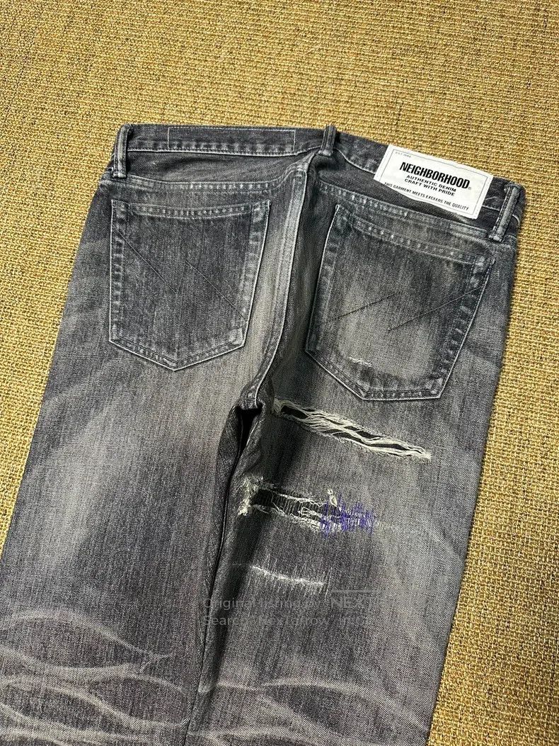 Neighborhood Neighborhood size M Jeans Size US 27 - 4 Thumbnail