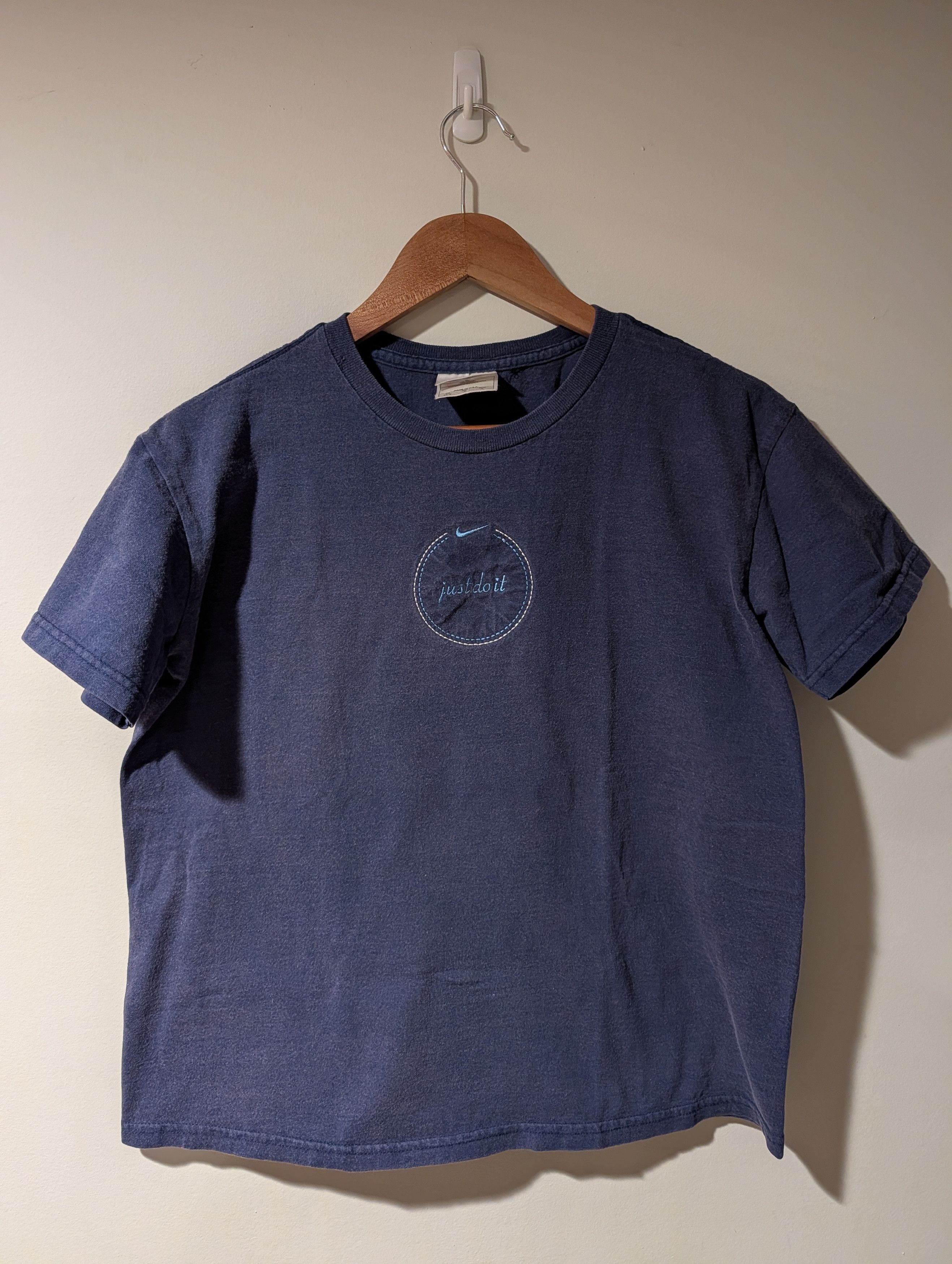 Nike Vintage 90s Just Do It Nike Womans 8-10 Blue Medium T-Shirt Size M / US 6-8 / IT 42-44 - 1 Thumbnail