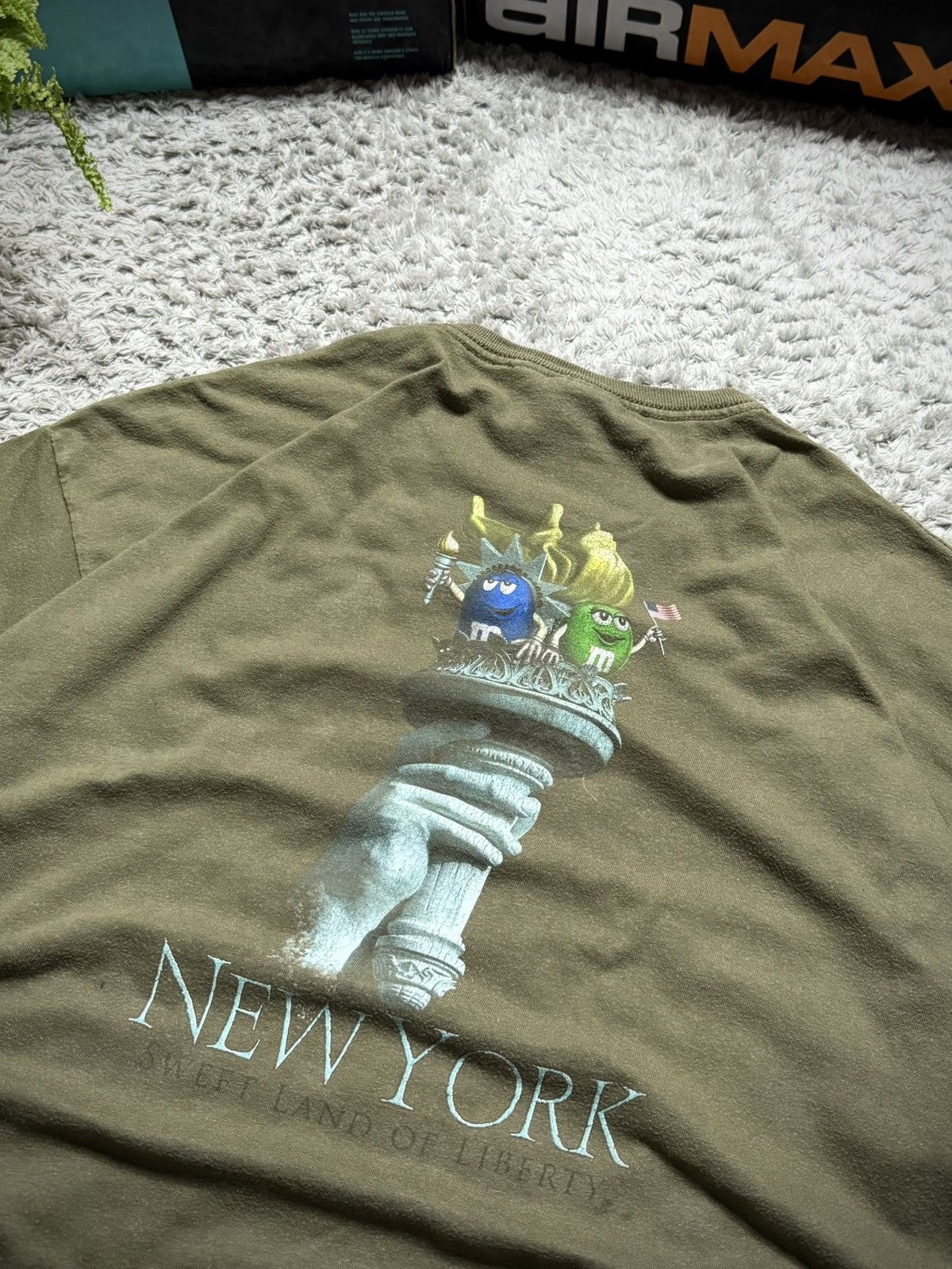 Jones New York 00s M&M’s x New York Rare T-Shirt Vintage Rare Streetwear Size US M / EU 48-50 / 2 - 4 Thumbnail