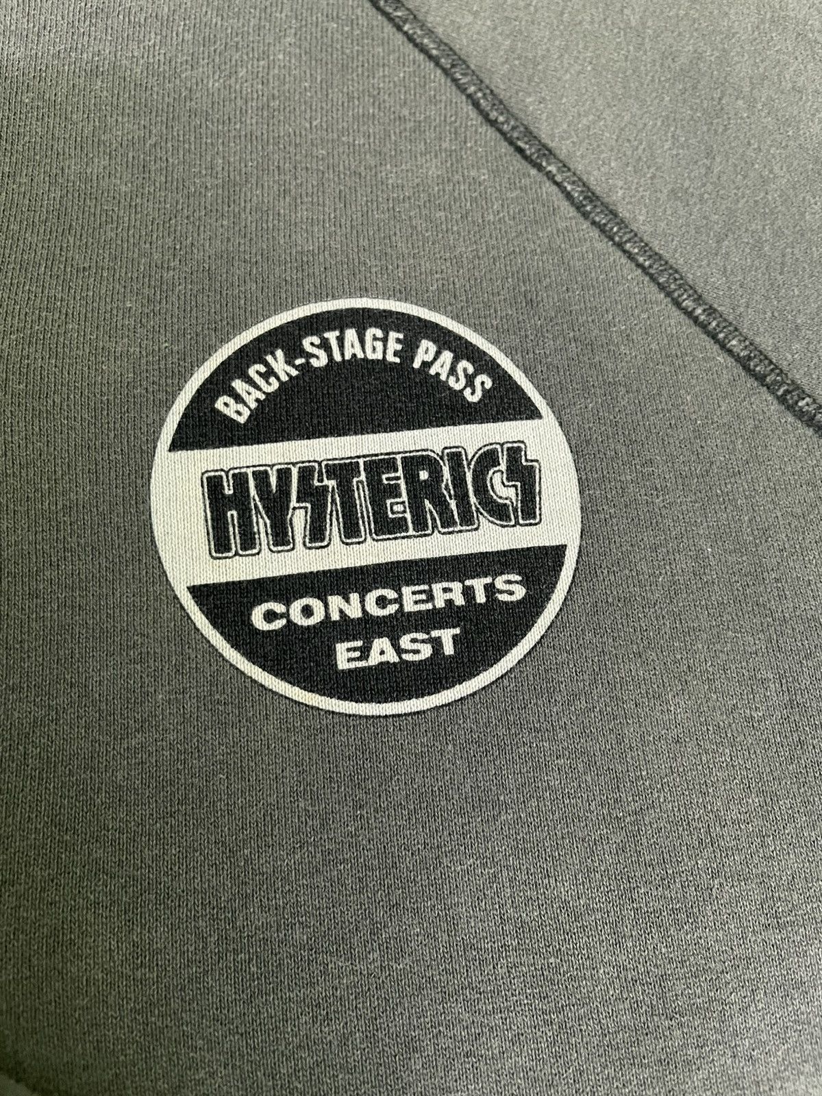 Hysteric Glamour Vintage Hysteric Glamour Rainbow Logo Concerts East Varsity Size US M / EU 48-50 / 2 - 14 Thumbnail
