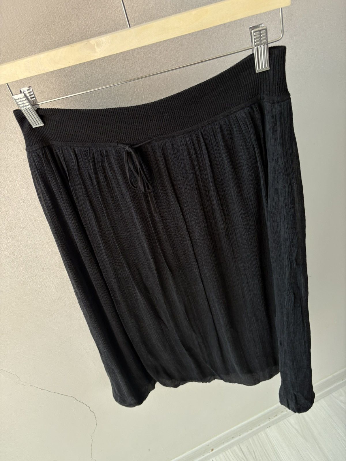 Escada Escada silk skirt Size 26" / US 2 / IT 38 - 14 Thumbnail