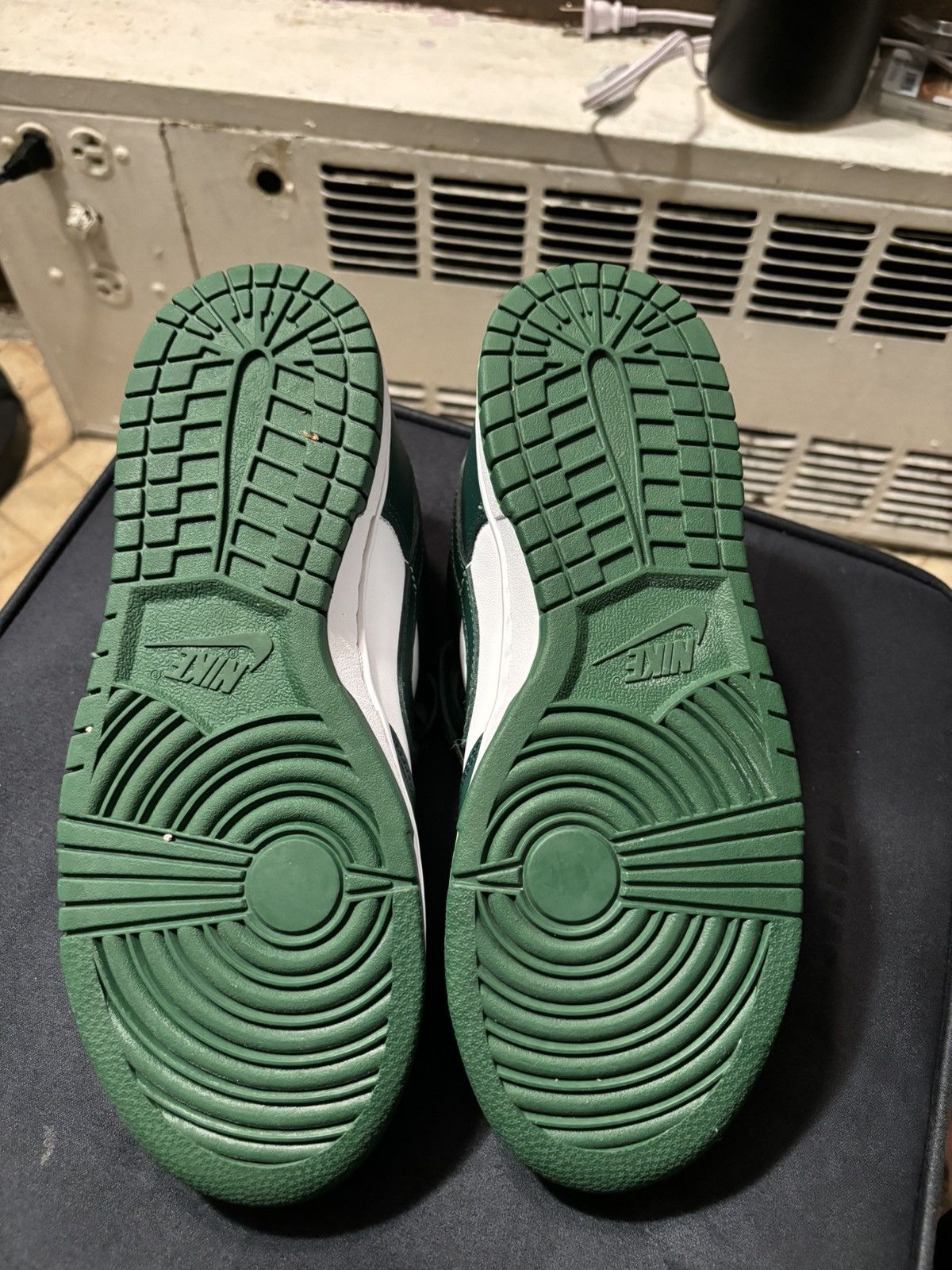 Nike Dunk Low ‘Michigan State’ Size US 7 / EU 40 - 2 Thumbnail