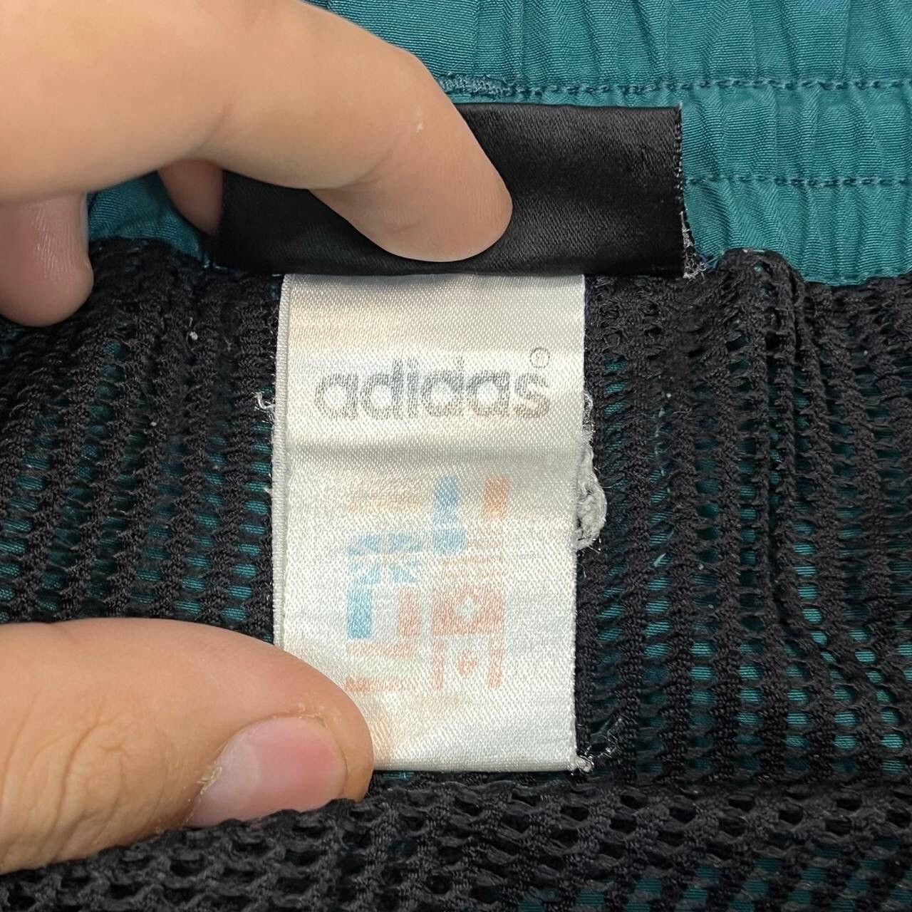 Adidas Vintage Adidas 90s Nylon Shorts Mini Logo Size L Size US 35 - 4 Thumbnail