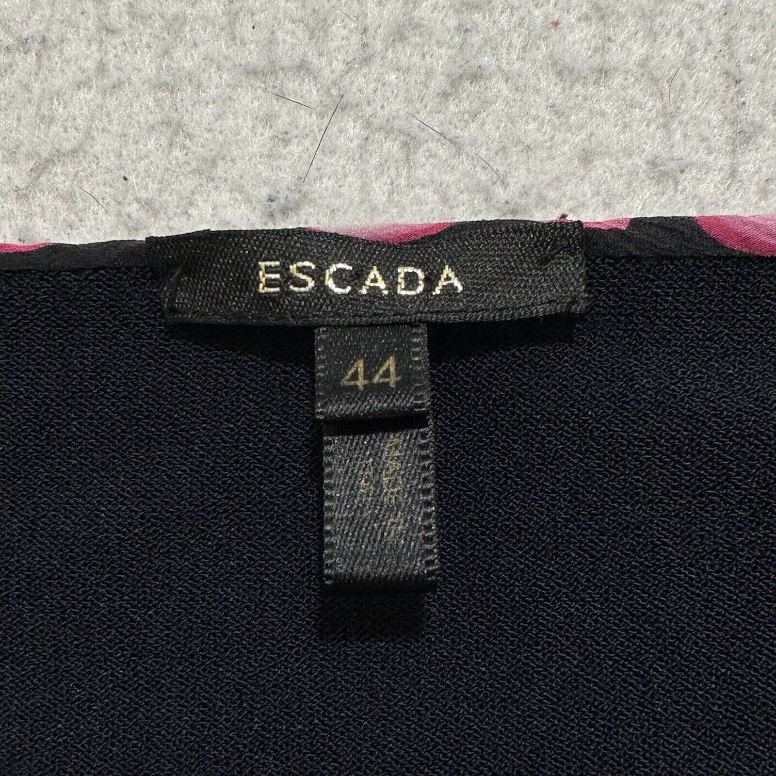 Escada Vintage Escada 44 Large Silk V-Neck Button Cardigan Sweater Size L / US 10 / IT 46 - 3 Thumbnail