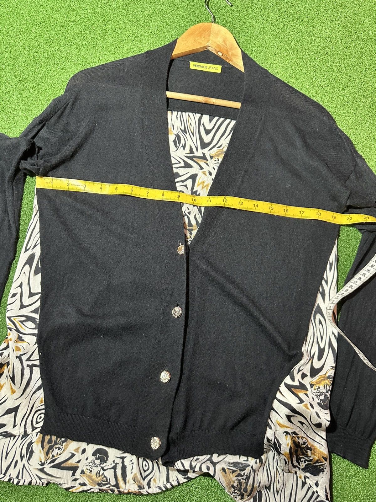 Versace Versace silk cardigan Size M / US 6-8 / IT 42-44 - 11 Thumbnail