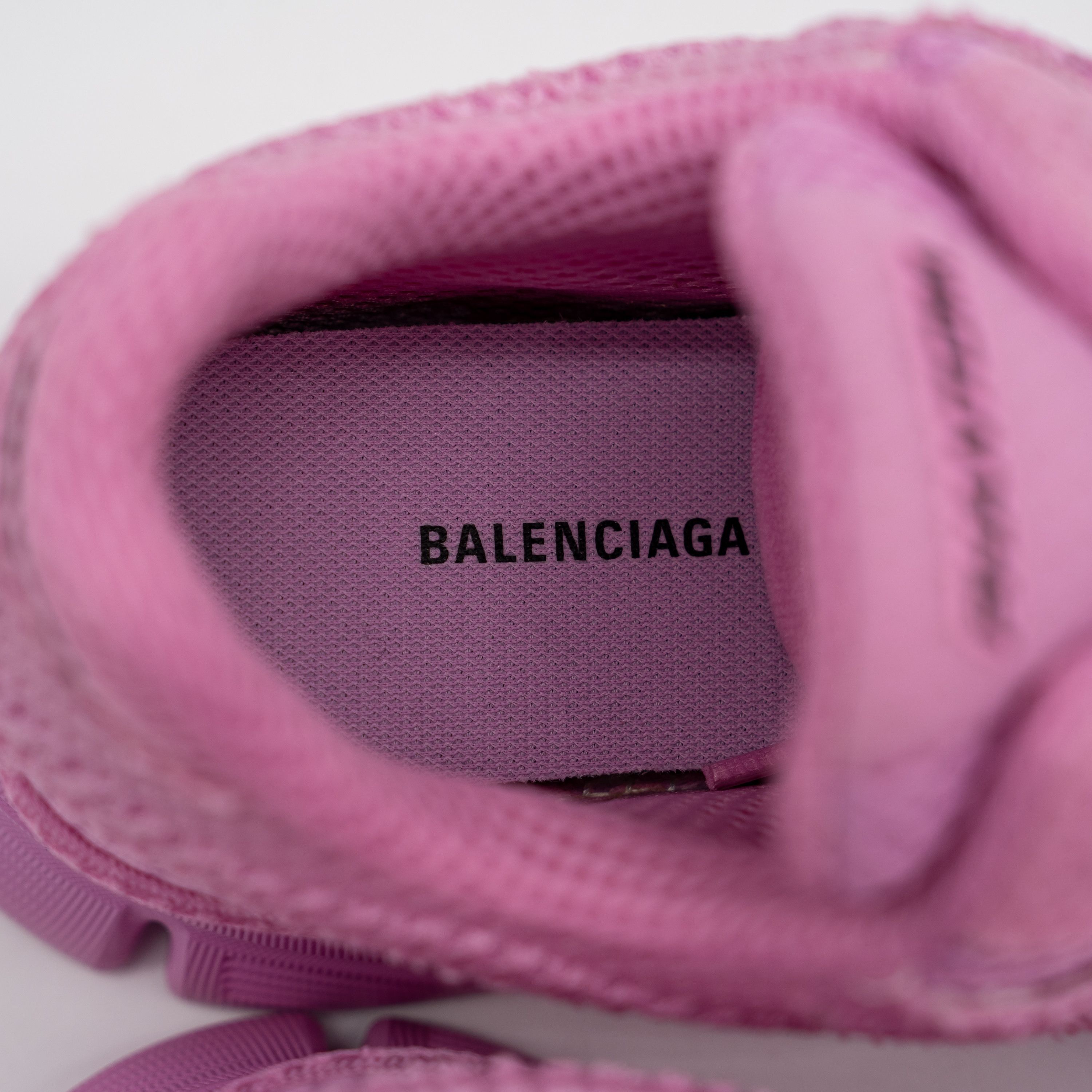 Balenciaga 37 EU / 7 US Balenciaga Phantom Sneakers Pink Mesh Size US 7 / IT 37 - 10 Thumbnail