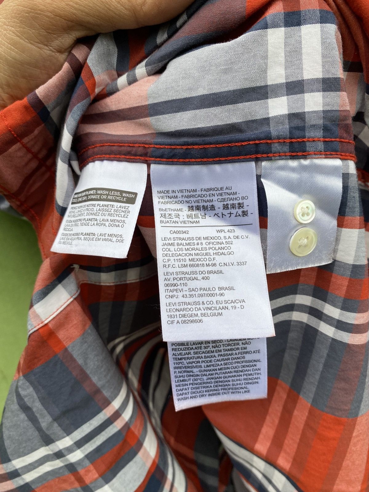 Levi's Levi’s Red Navy Plaid Short Sleeve Shirt Classic Summer Look Size US M / EU 48-50 / 2 - 15 Thumbnail
