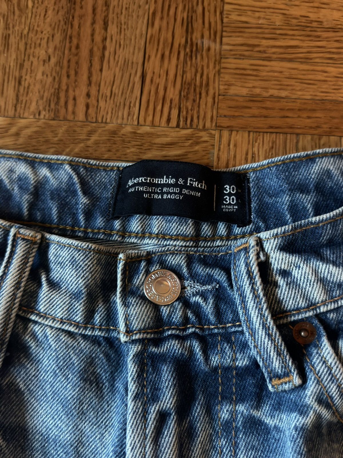 Abercrombie & Fitch Abercrombie & Fitch Ultra Baggy Jeans Medium Wash 30Wx30L Size US 30 / EU 46 - 4 Thumbnail