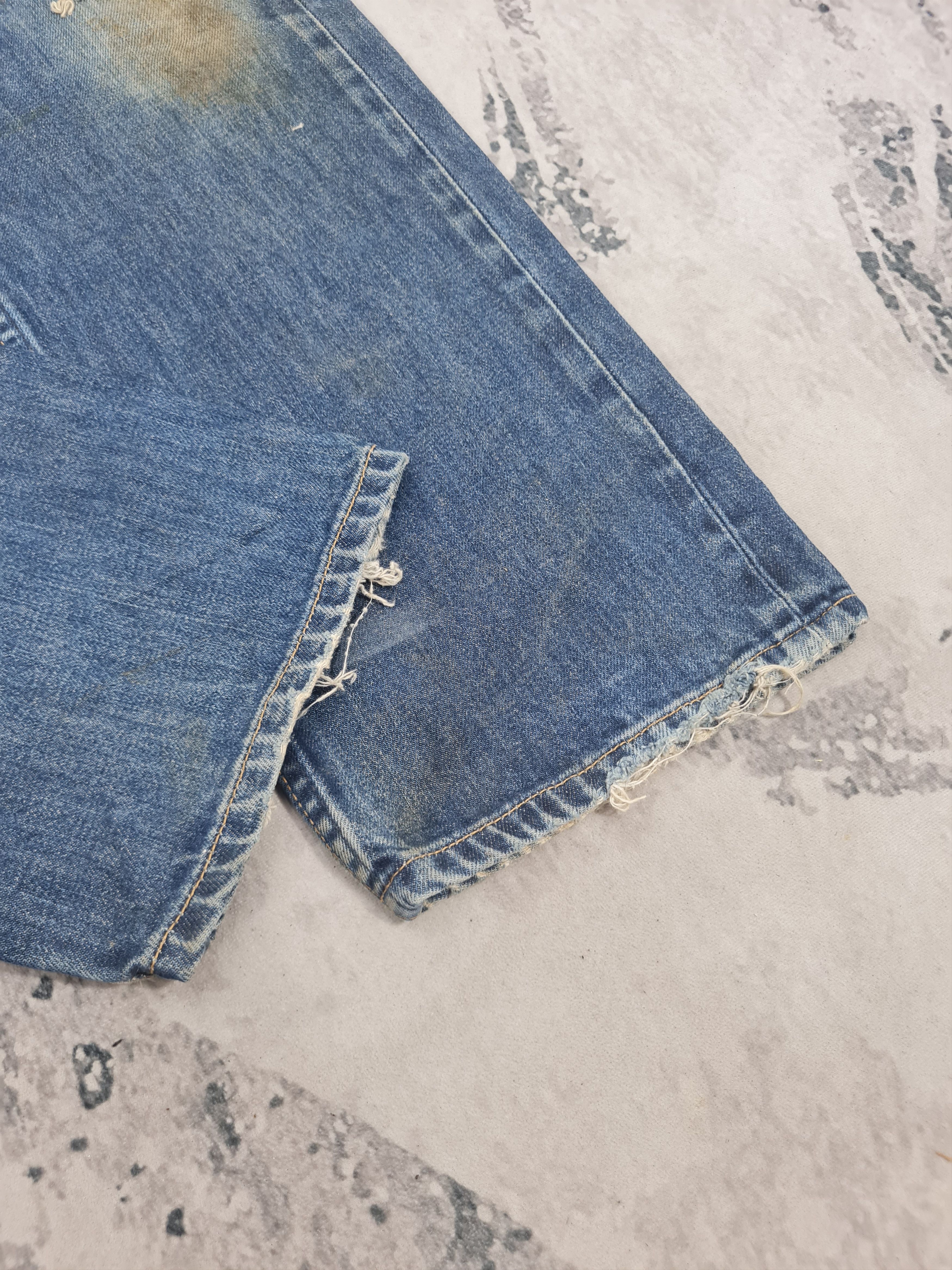 Levi's Vintage LEVIS 501 Ripped Rust Stain Jeans L0394 Size 33X31 Size US 33 - 8 Thumbnail