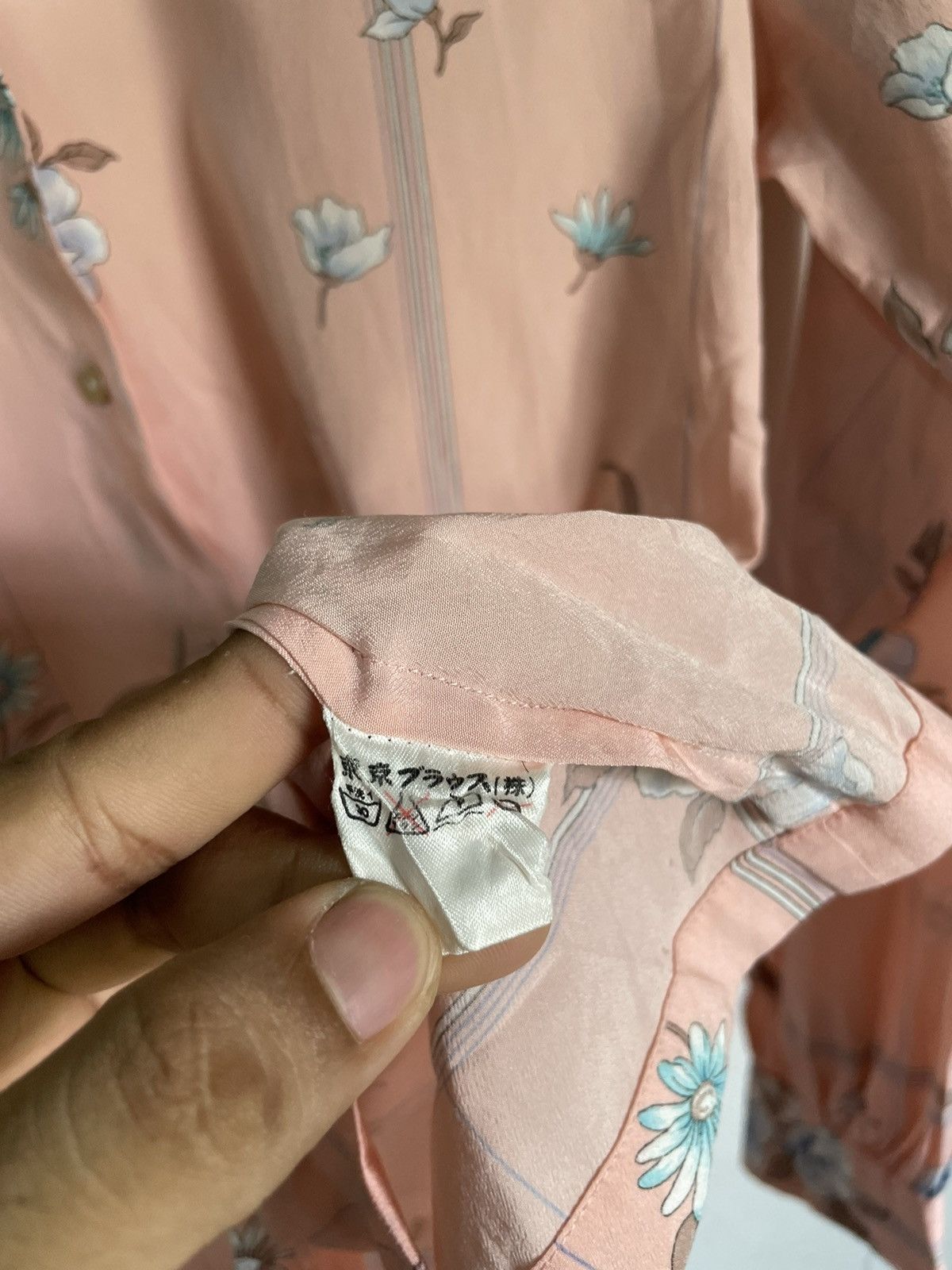 Balmain × Pierre Balmain Vintage Pierre Balmain tokyo Floral Blouse Size S / US 4 / IT 40 - 5 Thumbnail