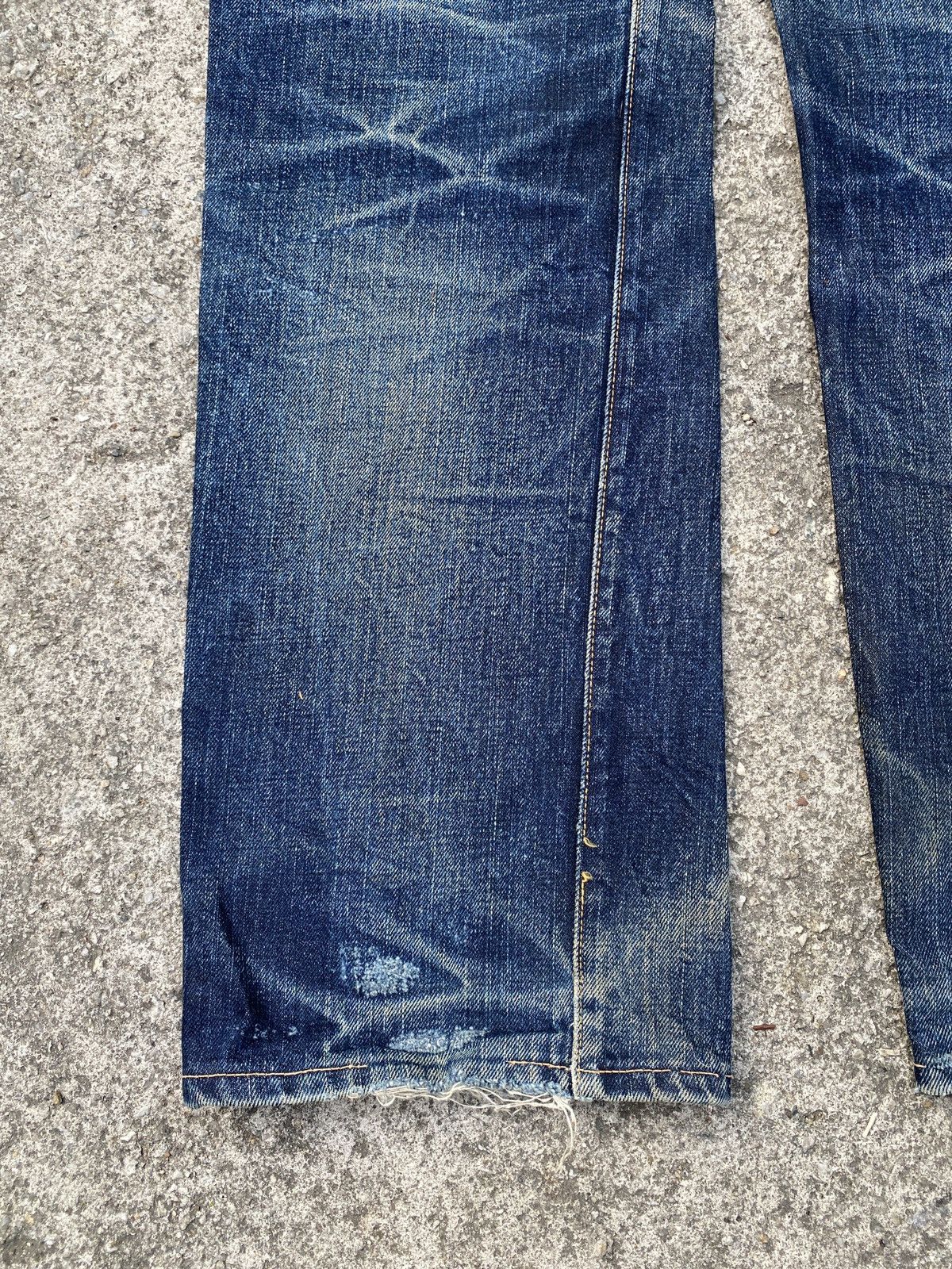The Flat Head Lot 3005-22 The Flat Head Selvedge Honeycomb Distressed Size US 29 - 14 Thumbnail