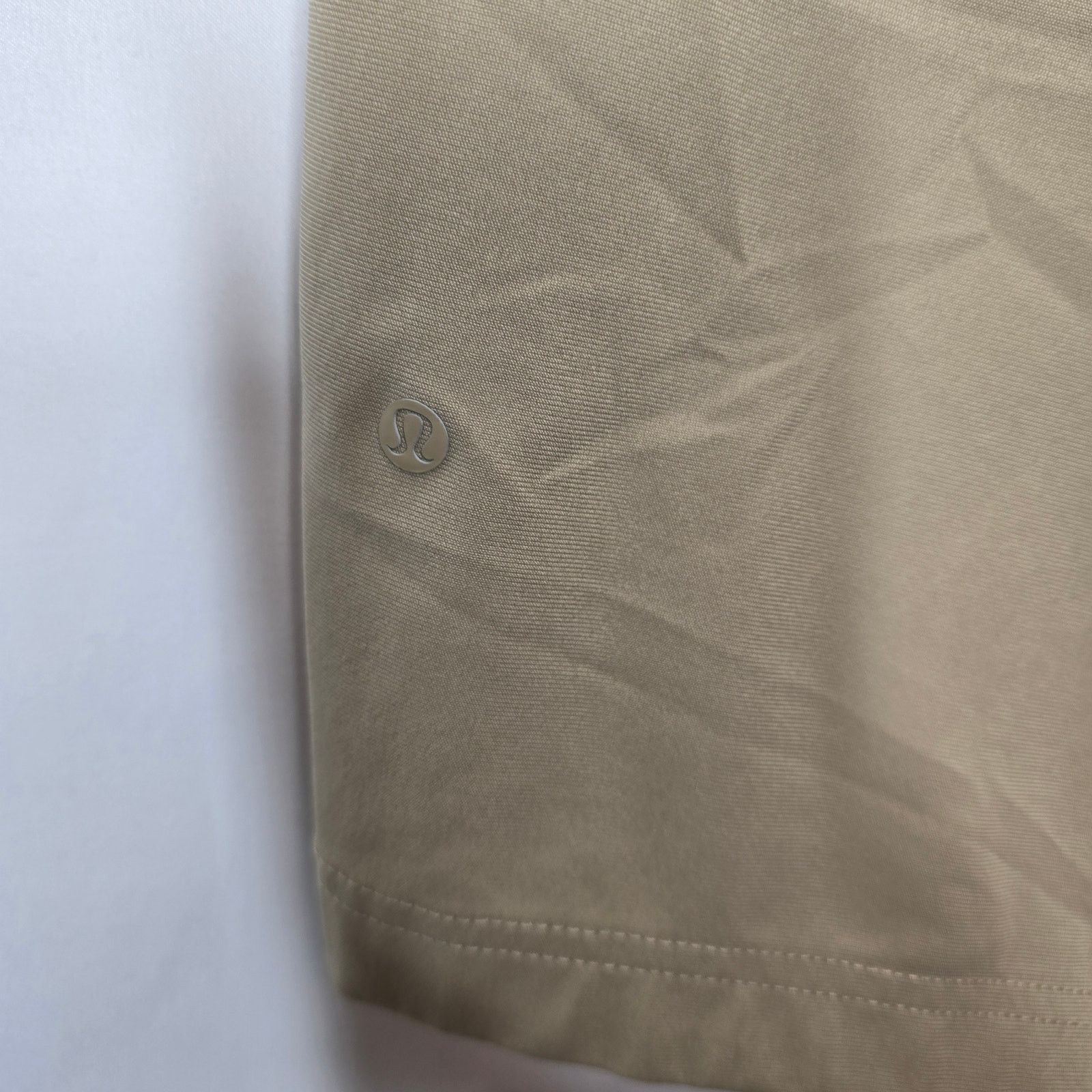 Lululemon Men's Lululemon Beige Flat Front Shorts Size 36 Size US 36 / EU 52 - 5 Thumbnail