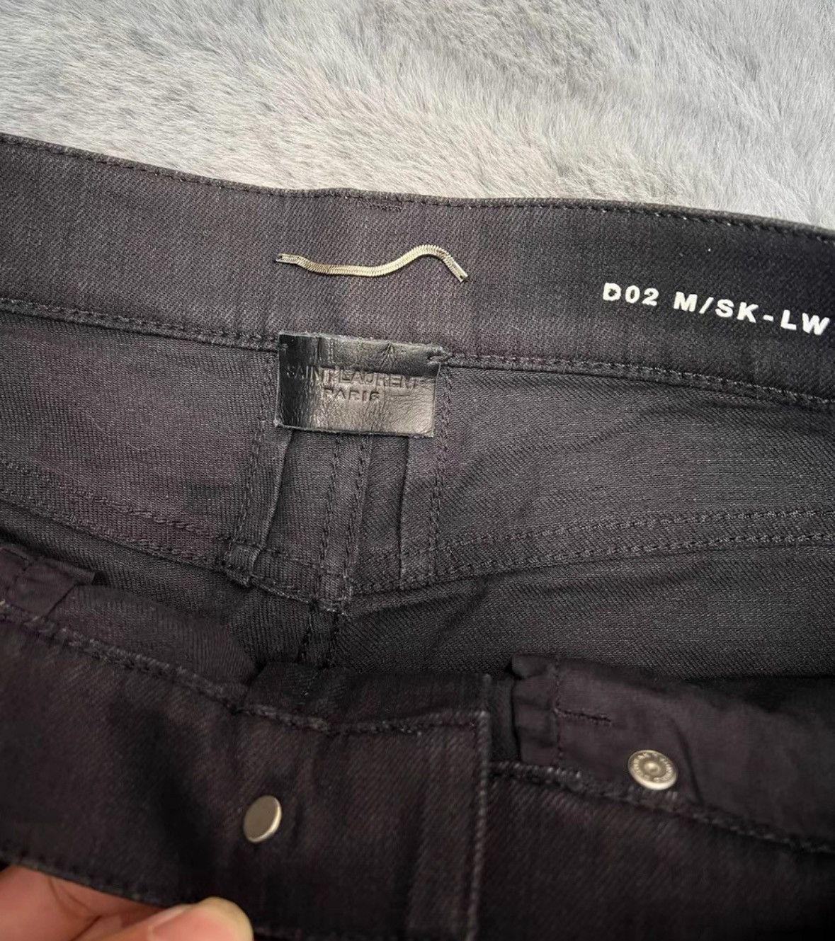 Yves Saint Laurent saint Laurent Black jeans with diagonal zippers jeans 2501- Size US 31 - 3 Thumbnail