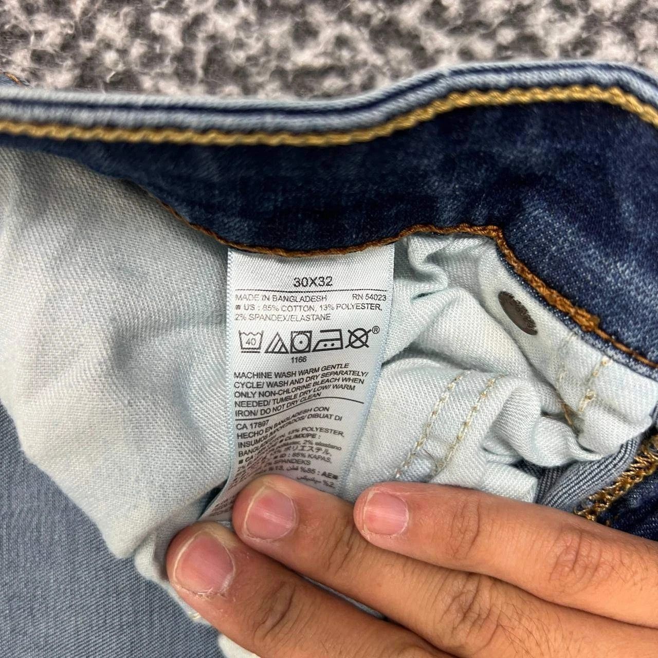 Old Navy Old Navy Jeans Men 30x32 Slim Fit Denim Pants Faded Pockets Size US 30 / EU 46 - 7 Thumbnail