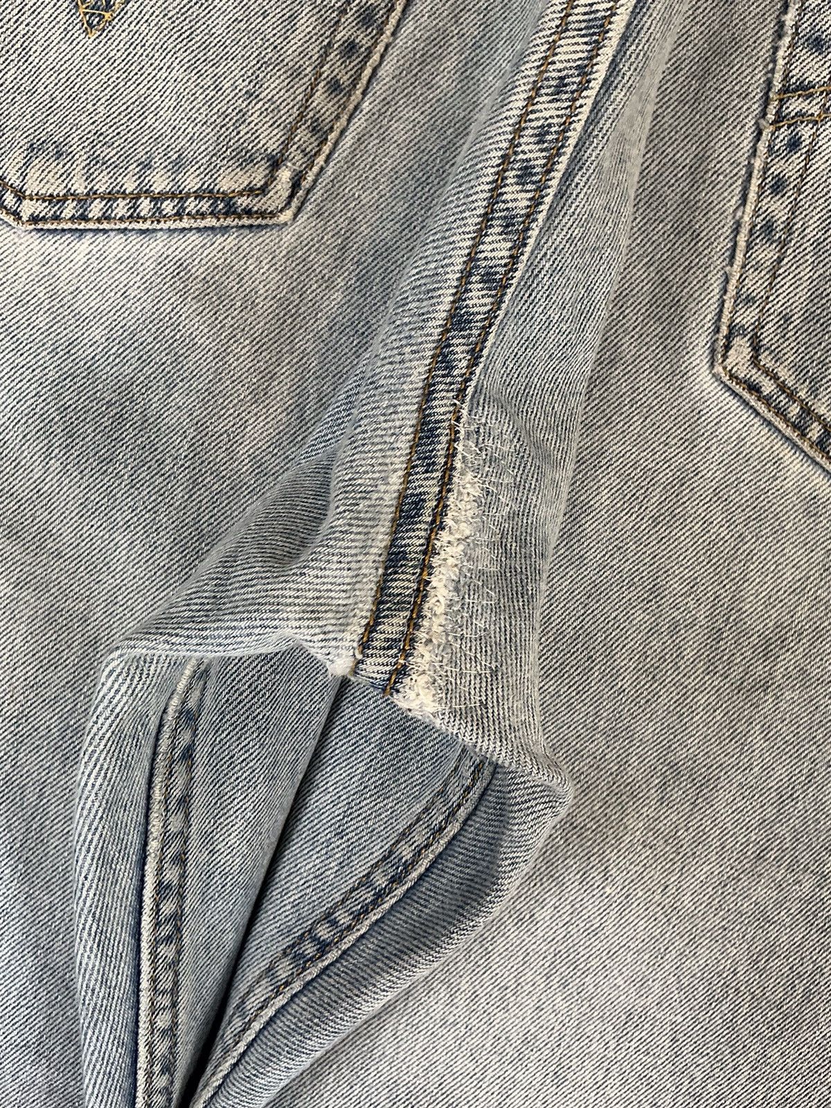 Levi's × Vintage Vintage Levi’s Strauss & co. loose denim Size US 36 / EU 52 - 13 Thumbnail
